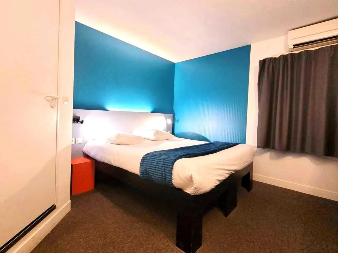 Bed in Fasthotel Artigues