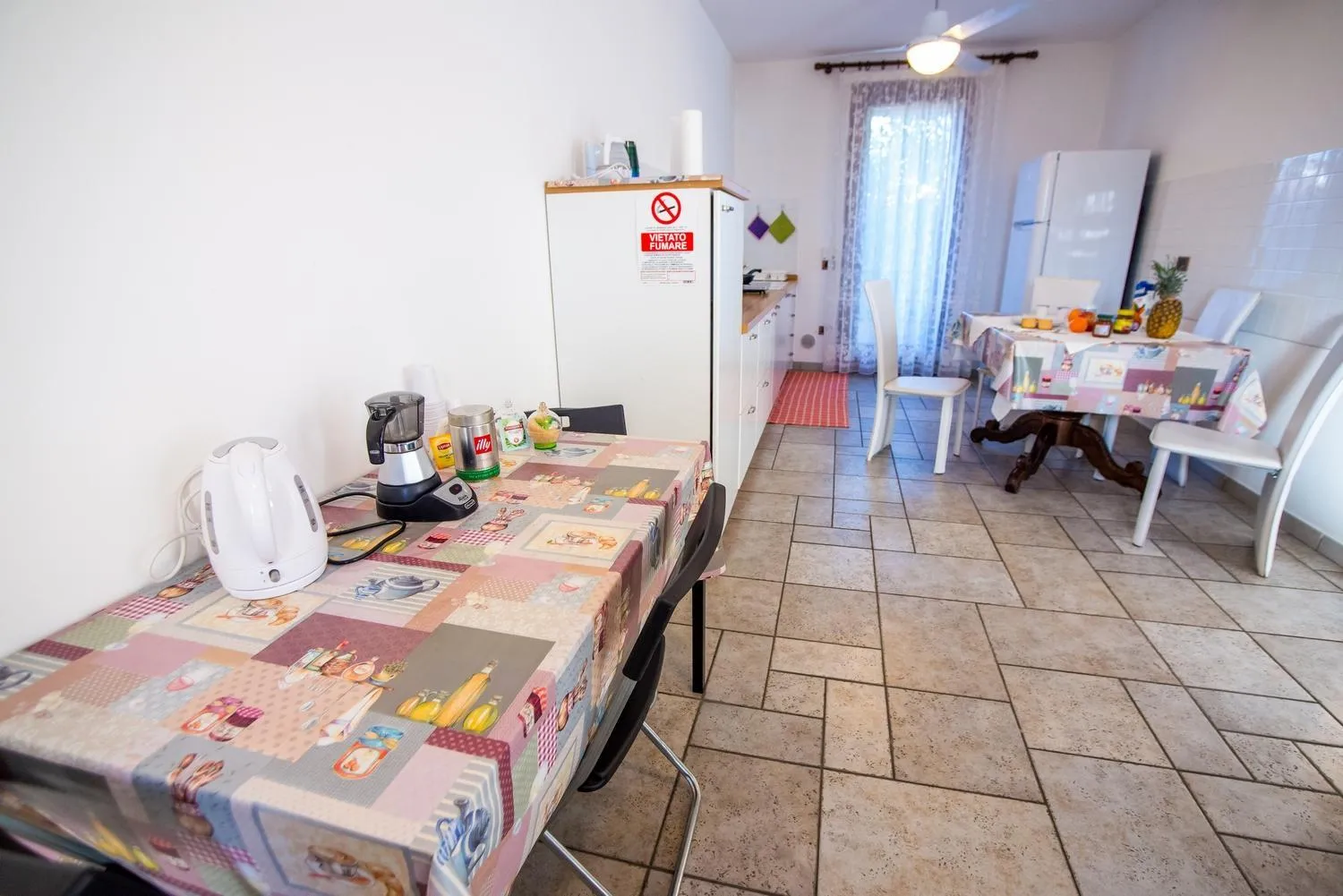 Communal kitchen in RELAX locazione turistica