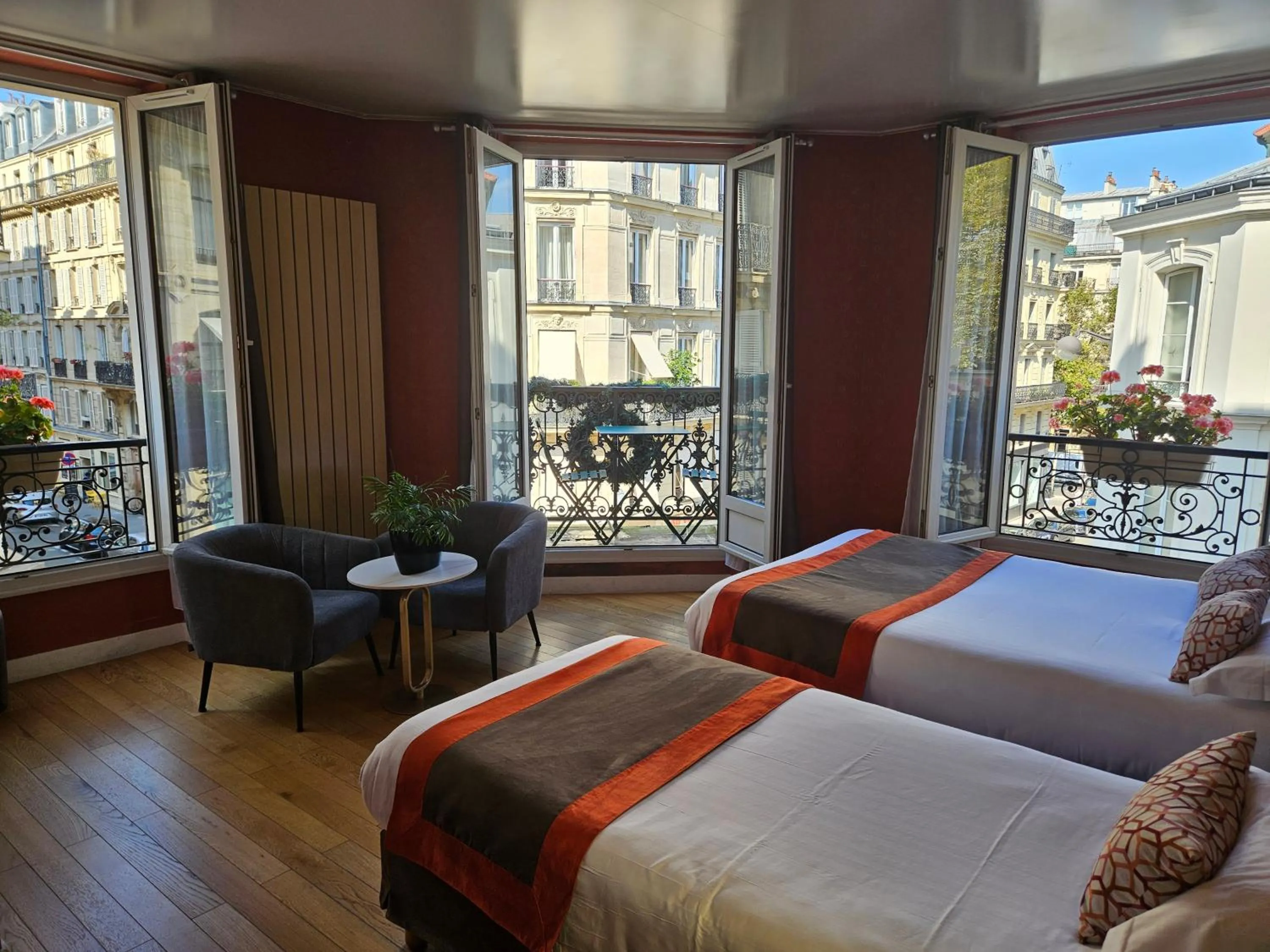 Bedroom, Bed in Home Latin