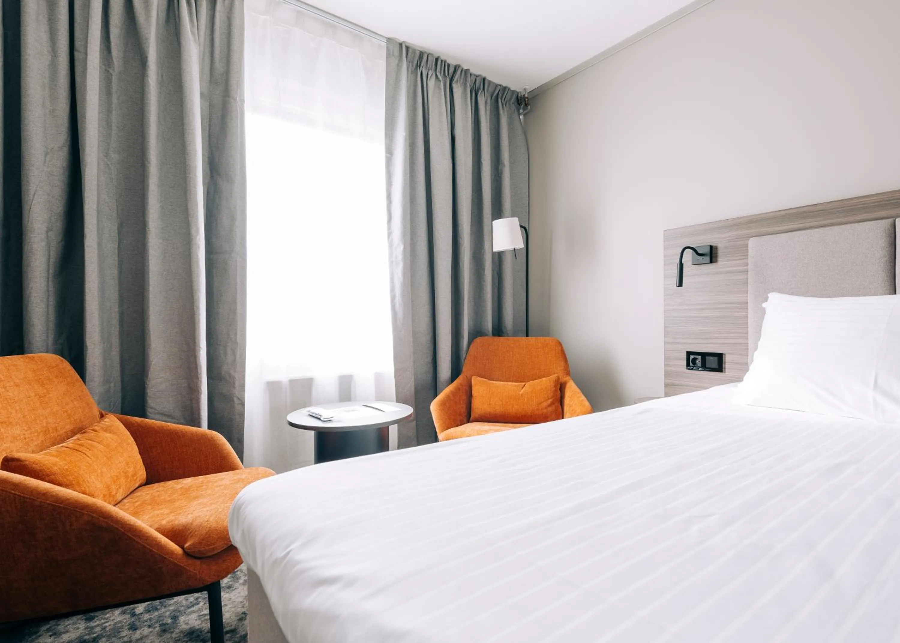 Seating area, Bed in Best Western Plus Kalmarsund Hotell