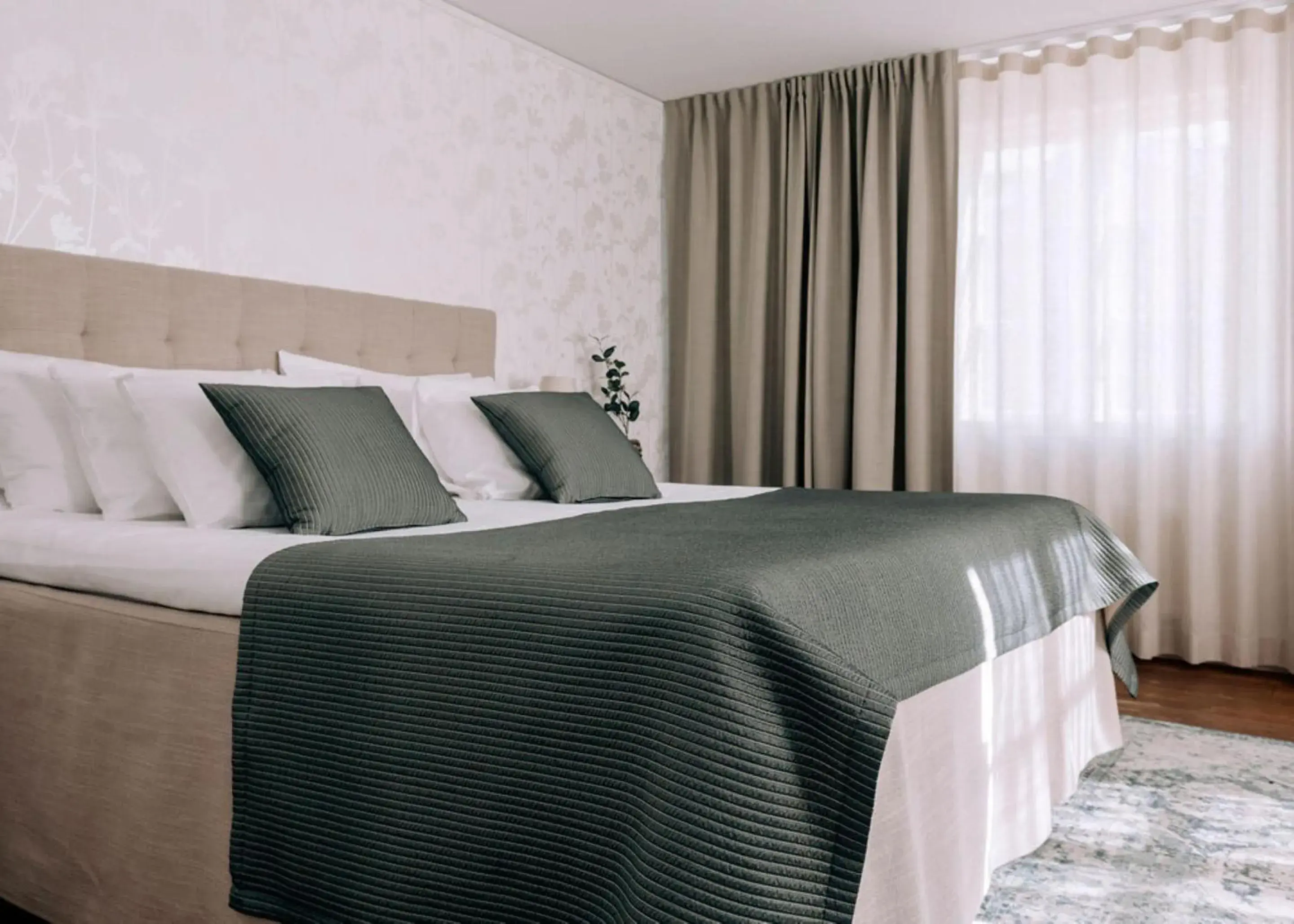 Suite with Double Bed in Best Western Plus Kalmarsund Hotell Suite with Double Bed in Best Western Plus Kalmarsund Hotell