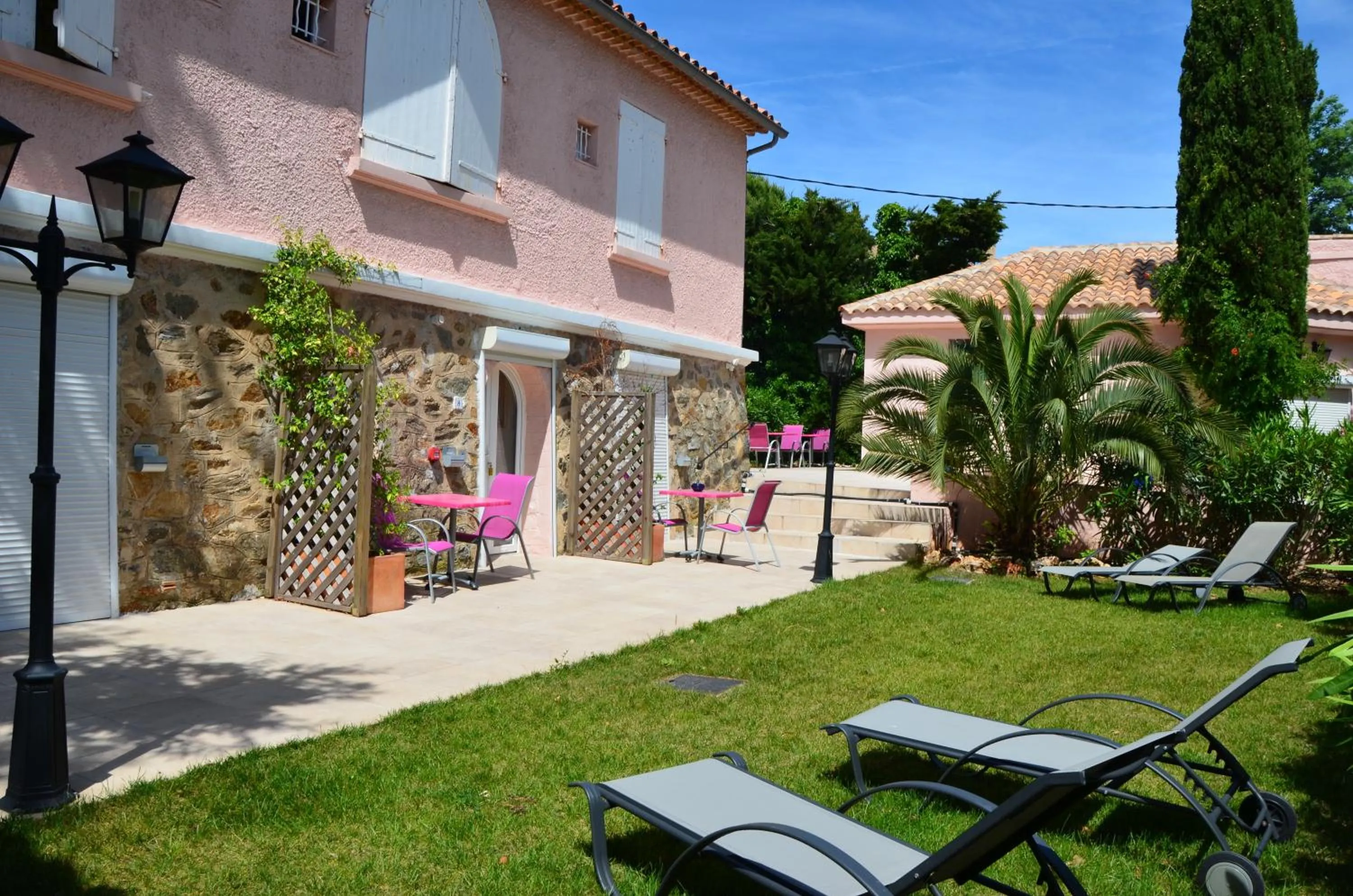 Facade/entrance in Hotel Villa Des Anges