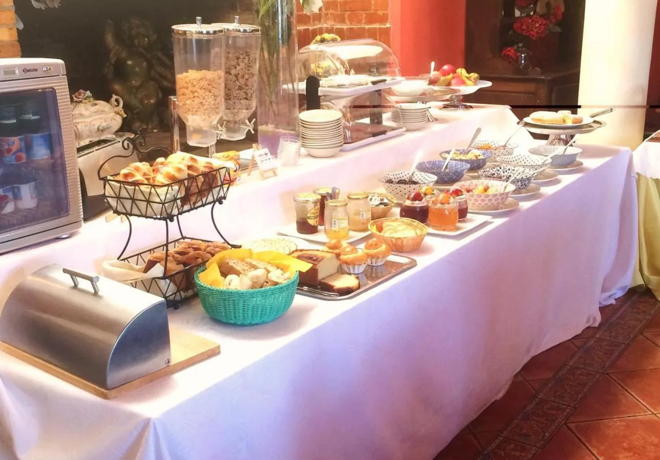 Buffet breakfast in Hotel Villa Des Anges