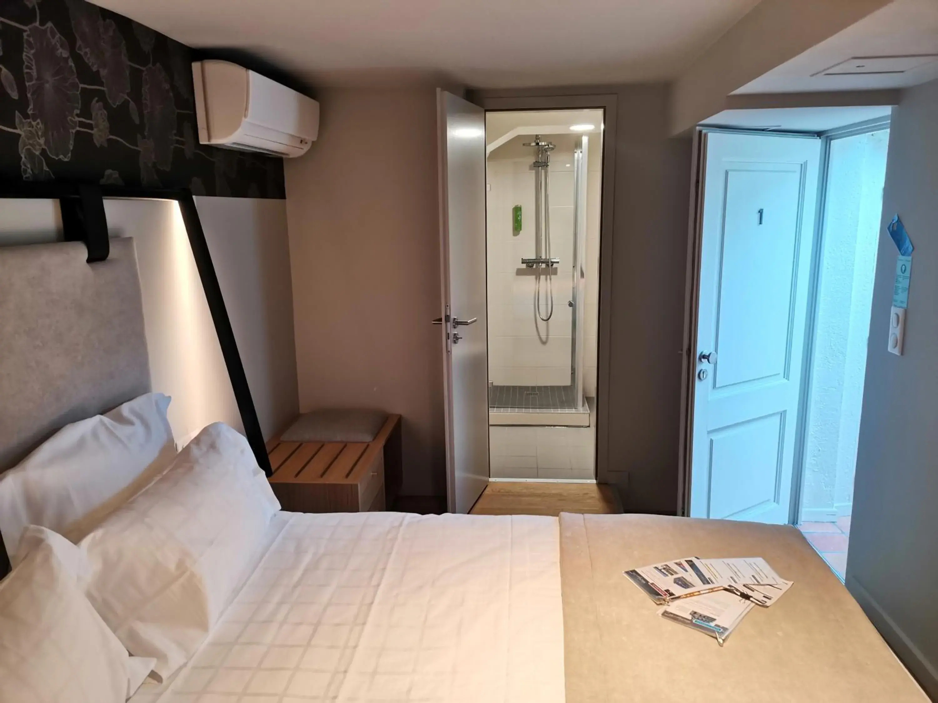 Economy Double Room in Aigle d'Or - Strasbourg Nord Economy Double Room in Aigle d'Or - Strasbourg Nord