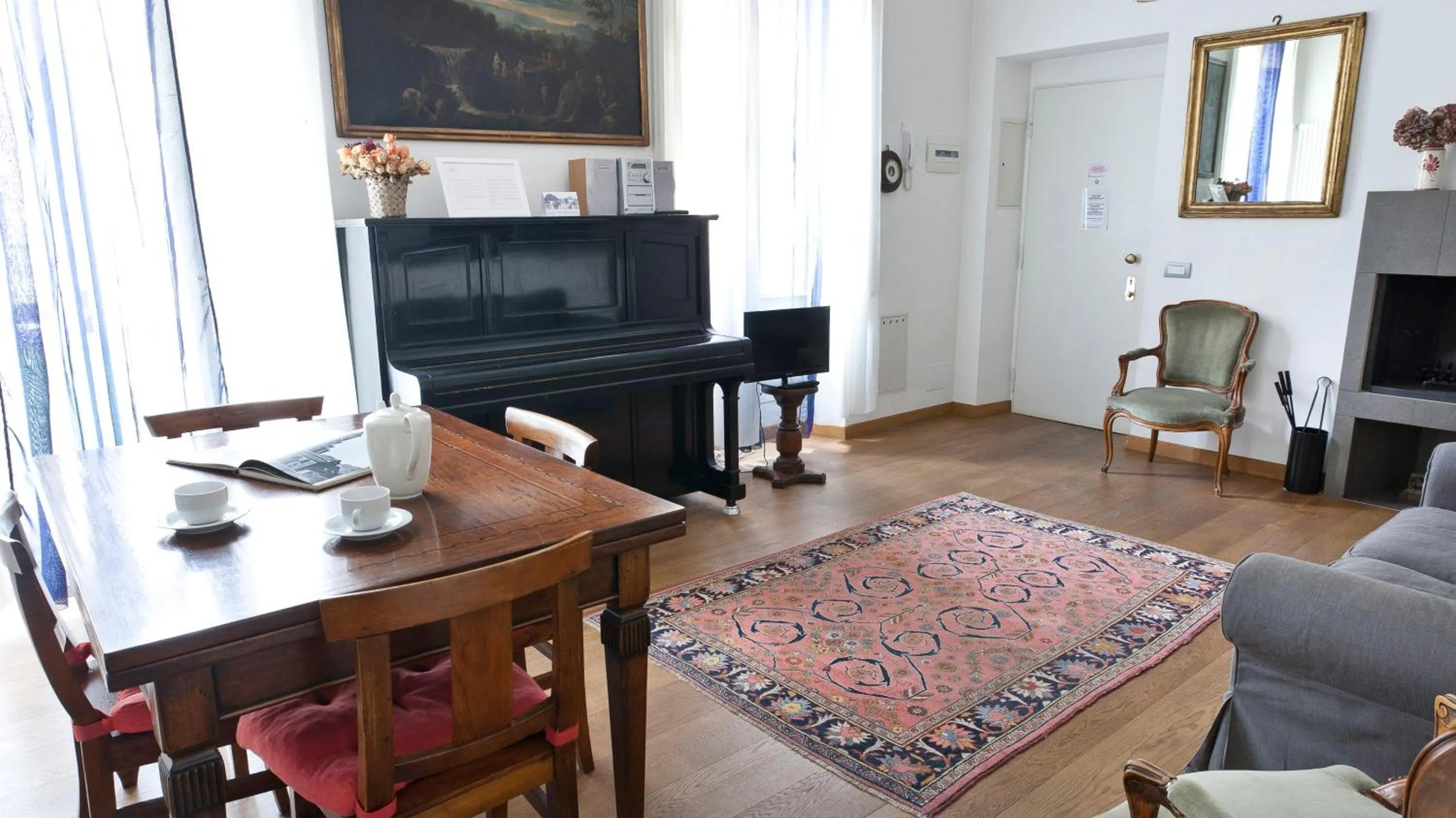 Living room in Italianway Easy - Vincenzo Monti 52