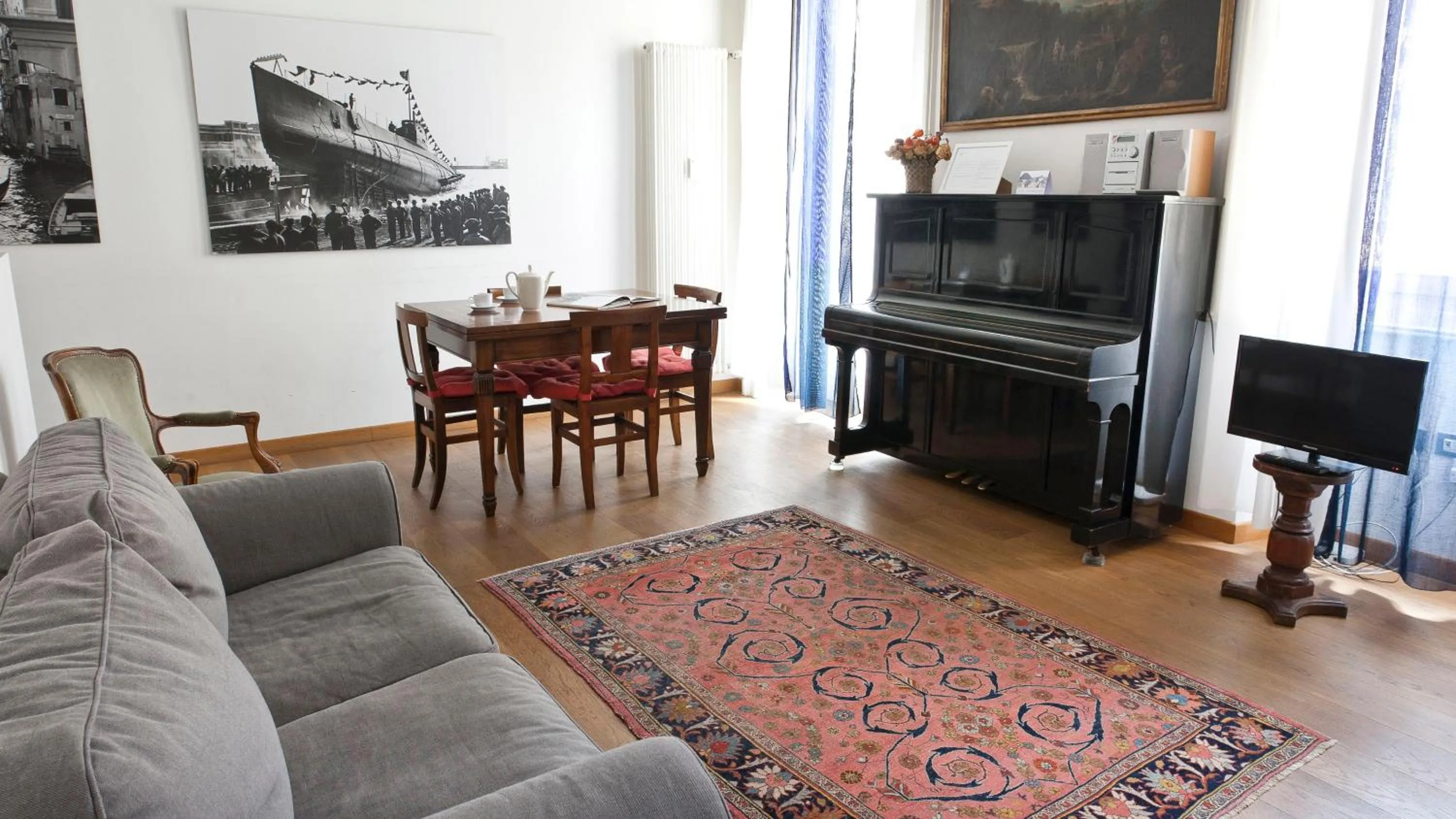 Living room in Italianway Easy - Vincenzo Monti 52