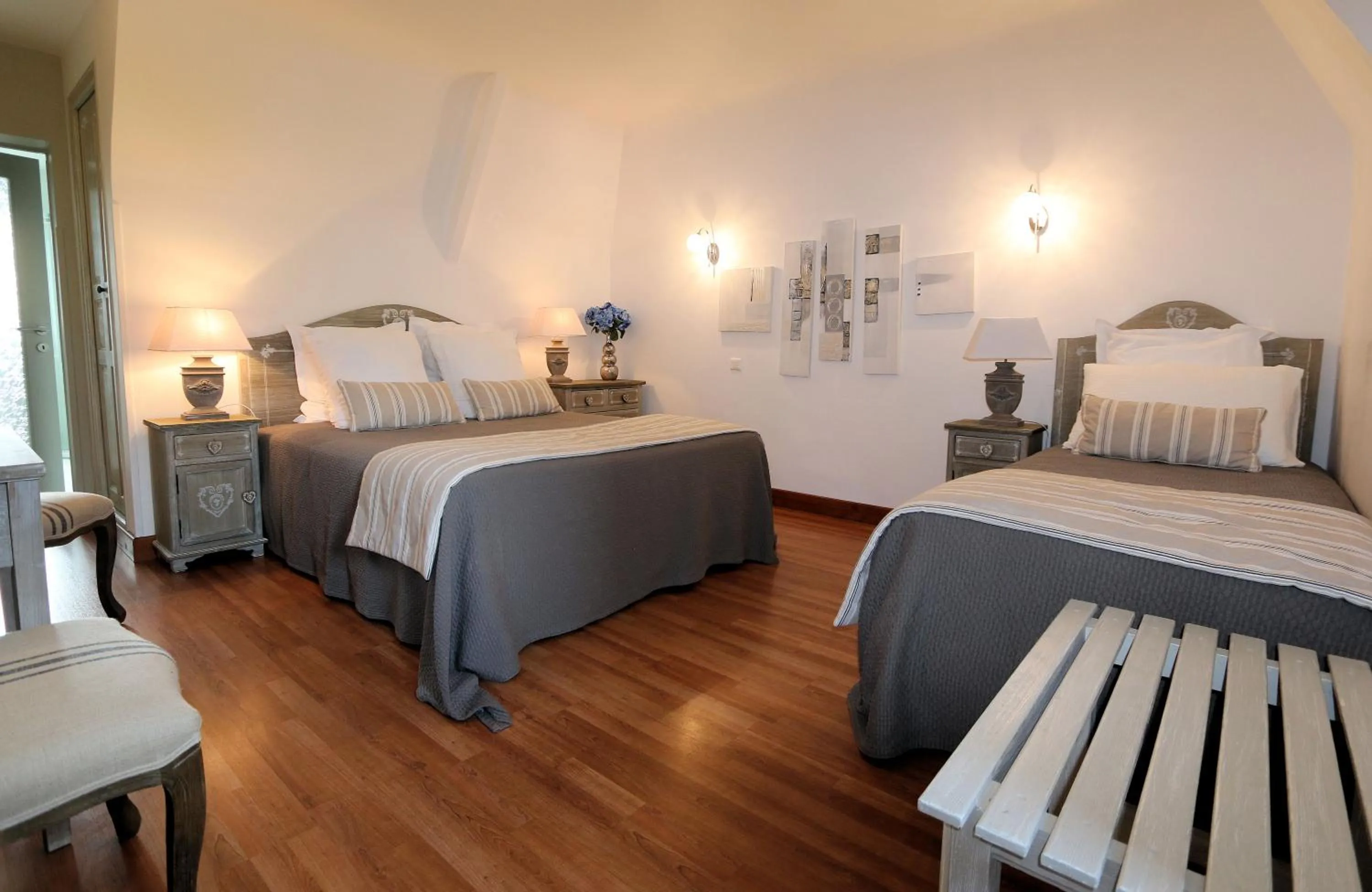 Property building in Hotel de la Pagézie