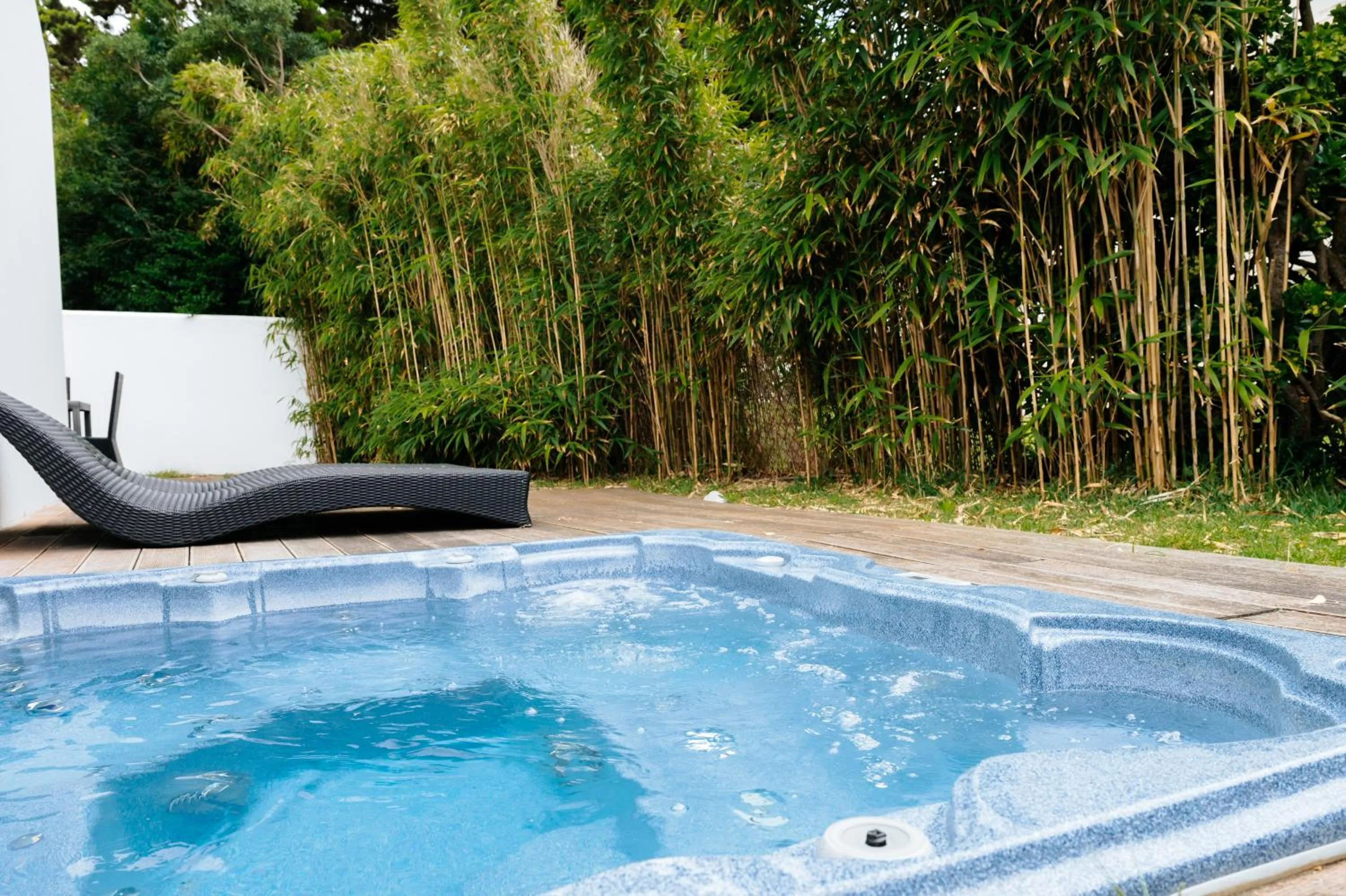 Hot Tub in Villa Clara, Résidence face à l'océan et au golf de Chiberta