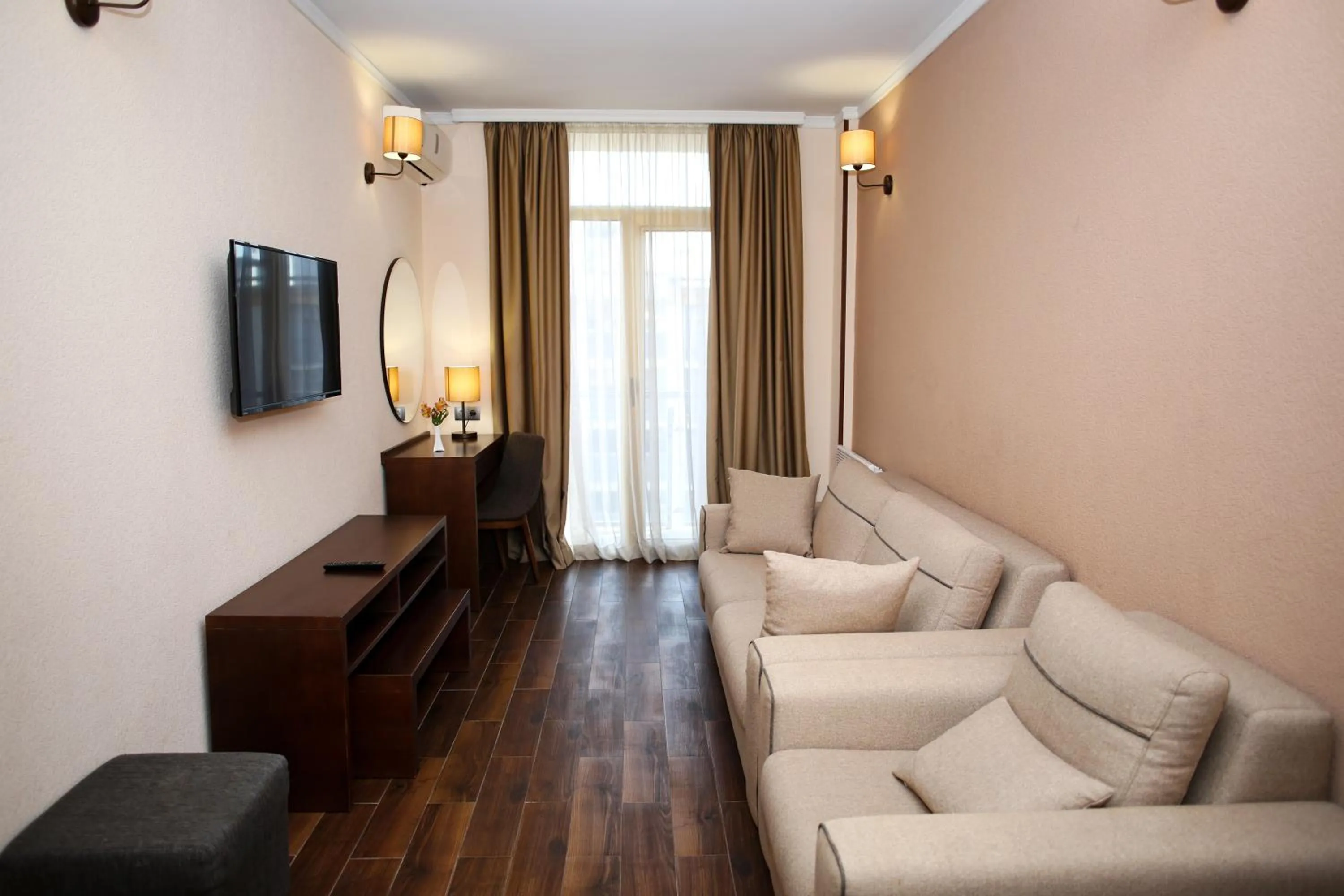 TV and multimedia in Hotel Corner Inn