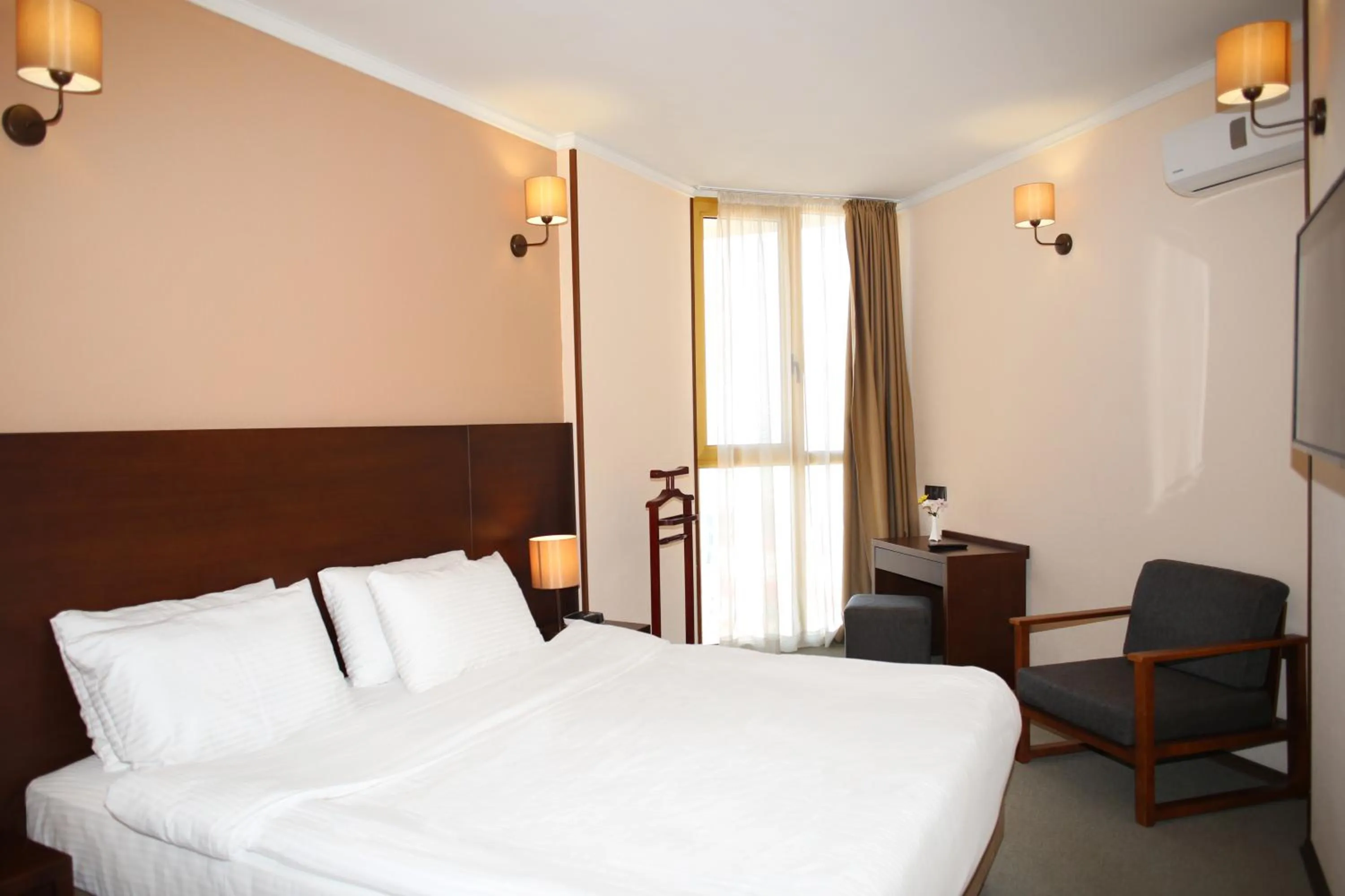 Bed in Hotel Corner Inn