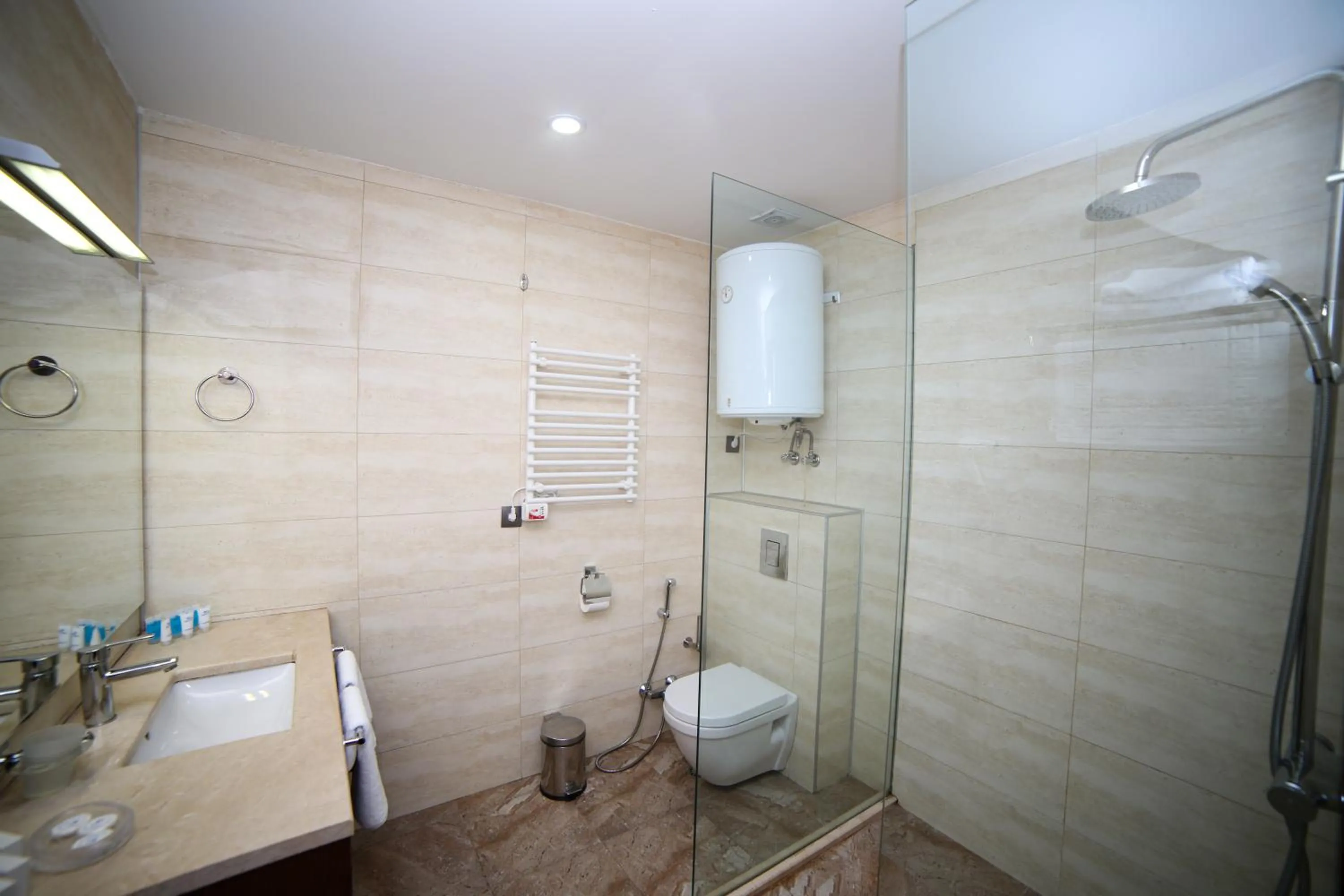 Bathroom in Hotel Corner Inn