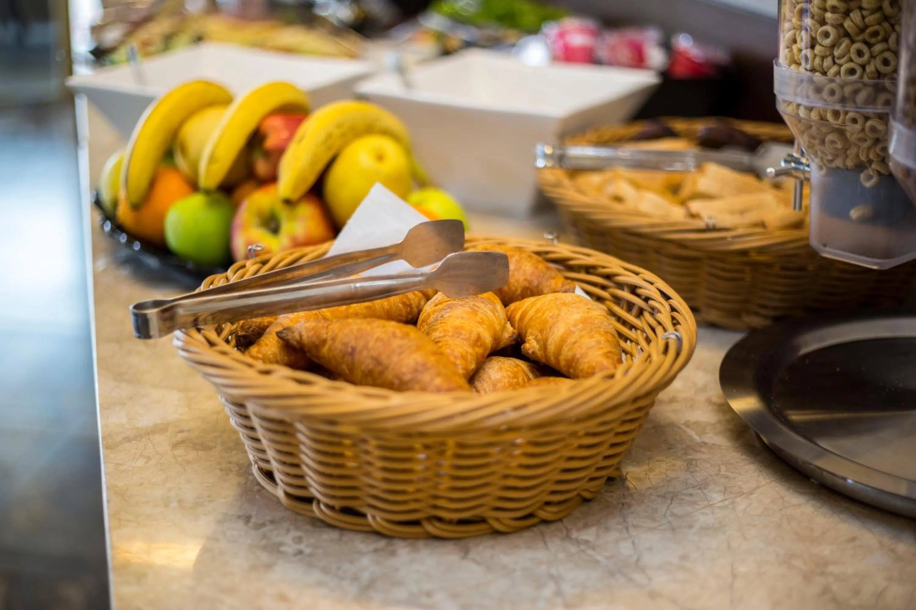 Breakfast in Hotel Corner Inn