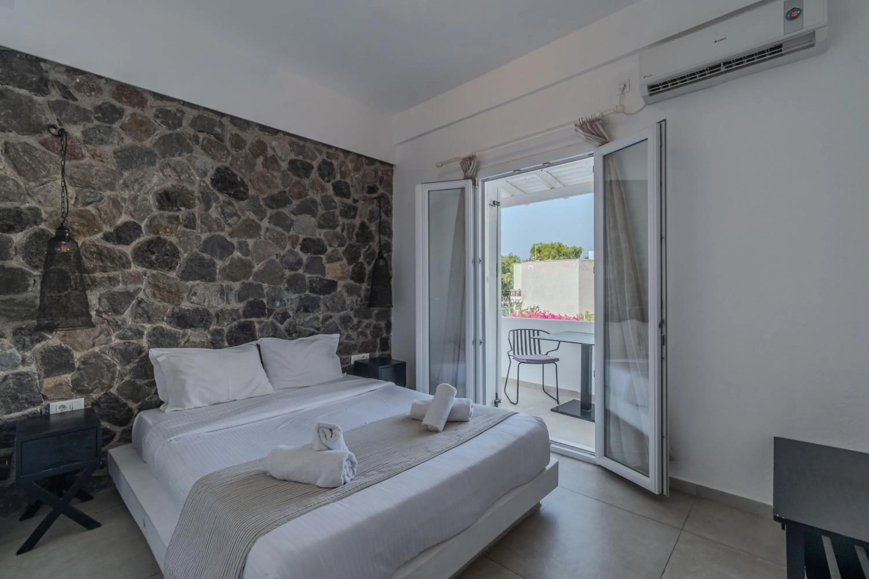Bed in Eucalyptus Houses