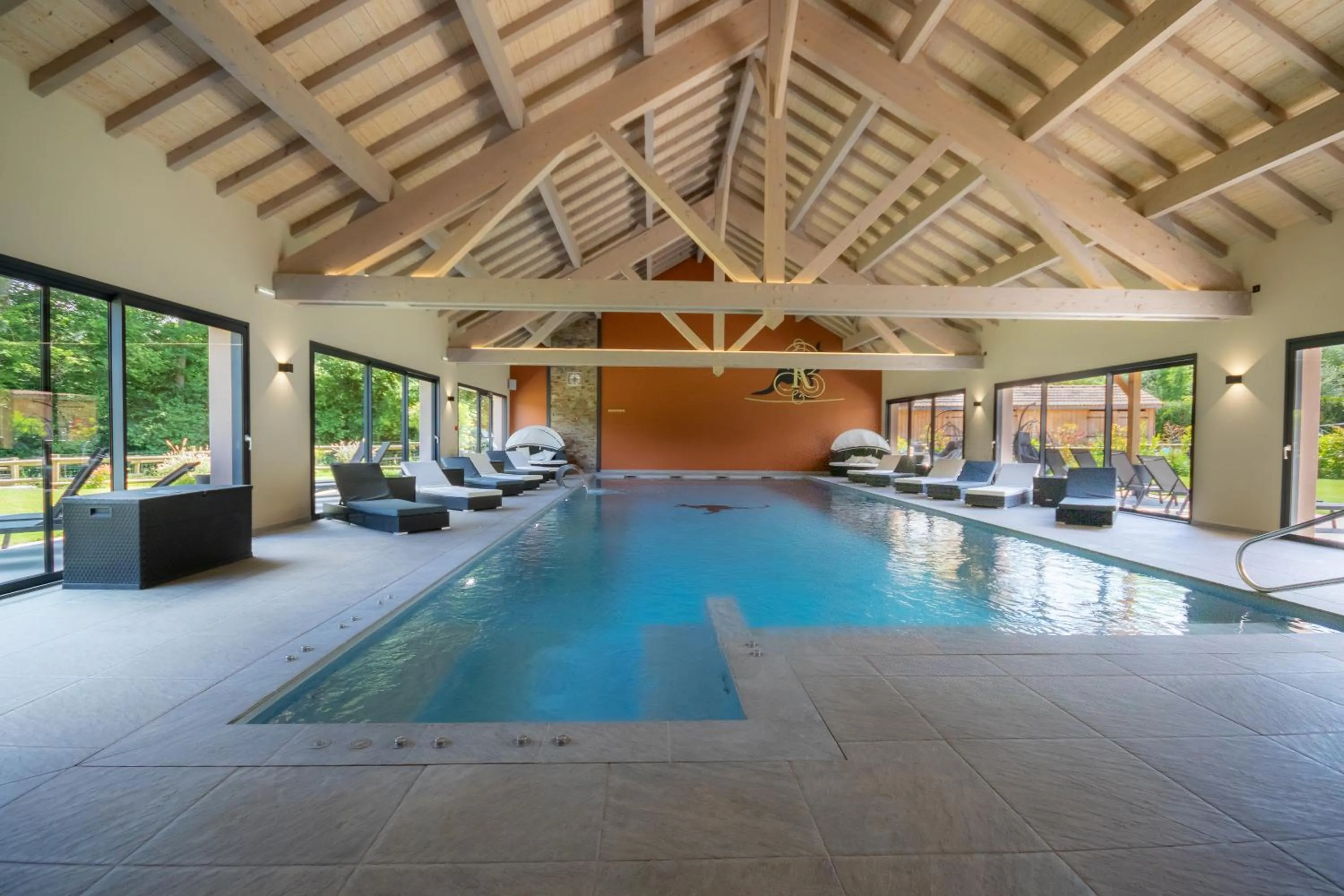 Swimming pool in Hôtel Restaurant Le Régal