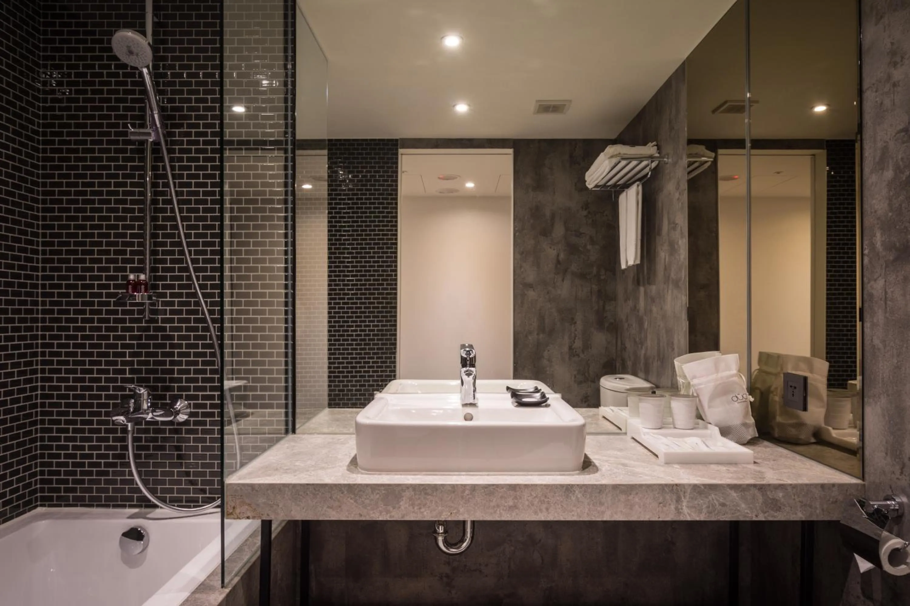 Bathroom in Goldinn Hotel