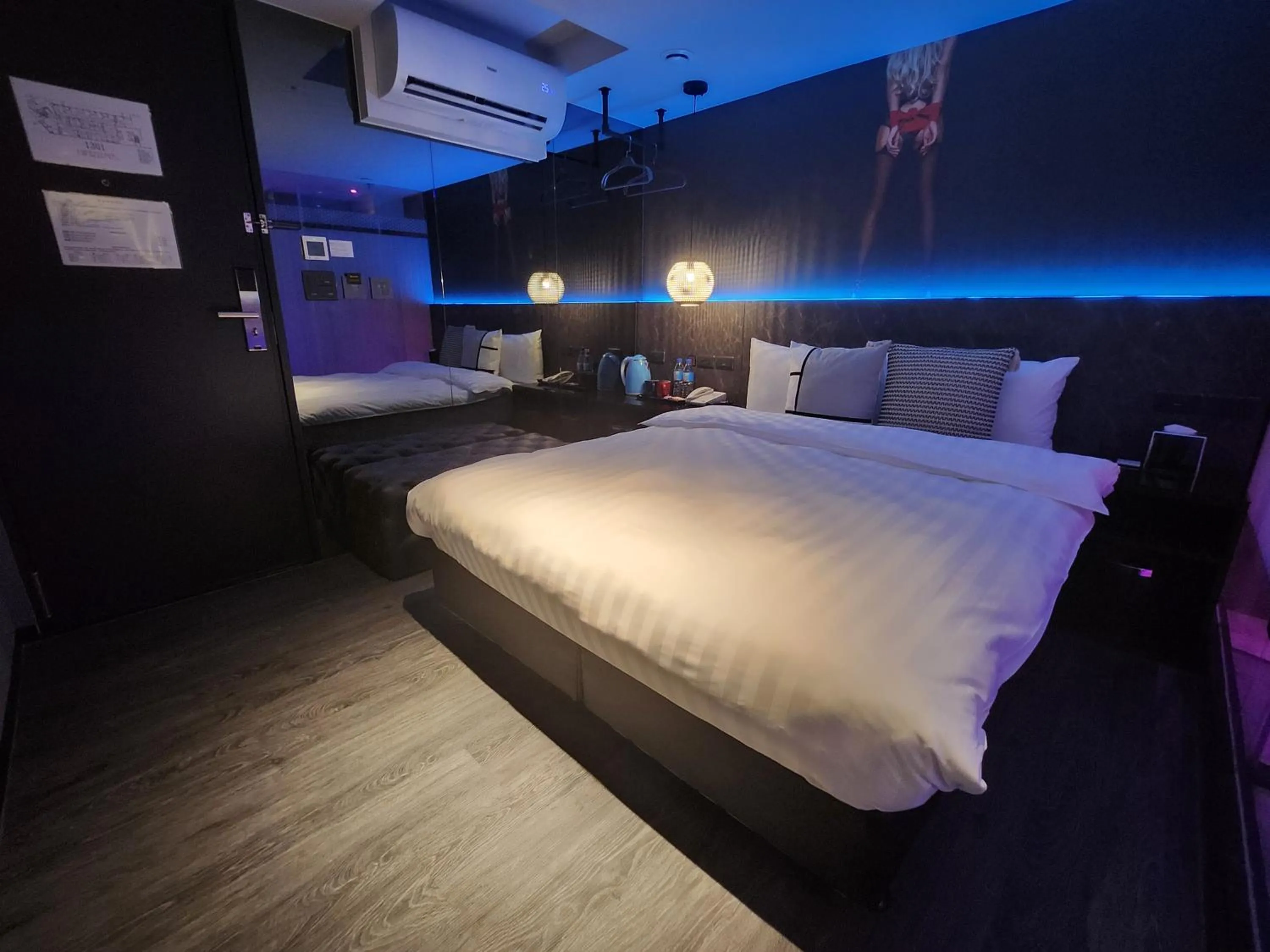 Bed in Goldinn Hotel