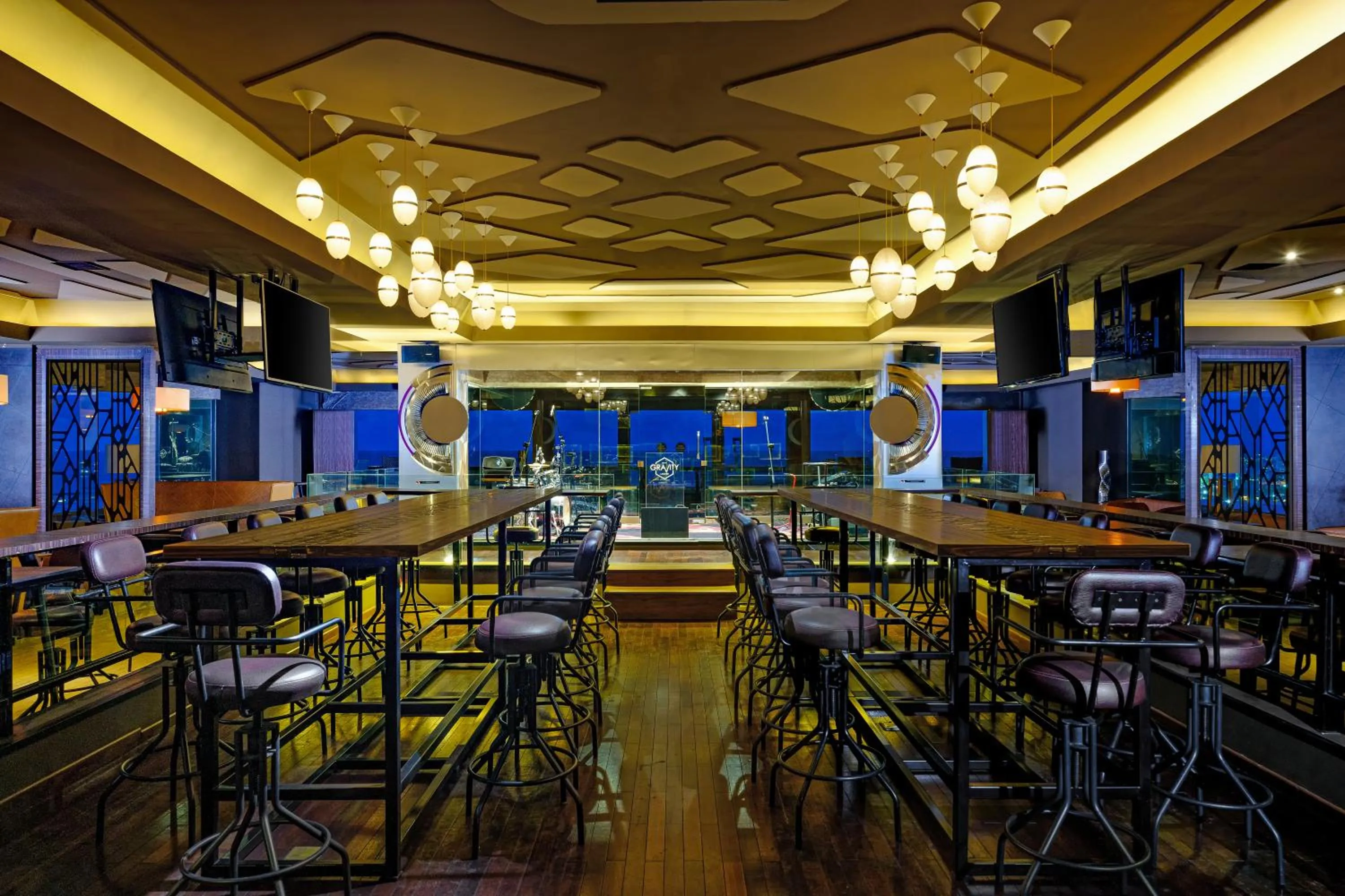 Lounge or bar in Swiss-Belhotel Makassar