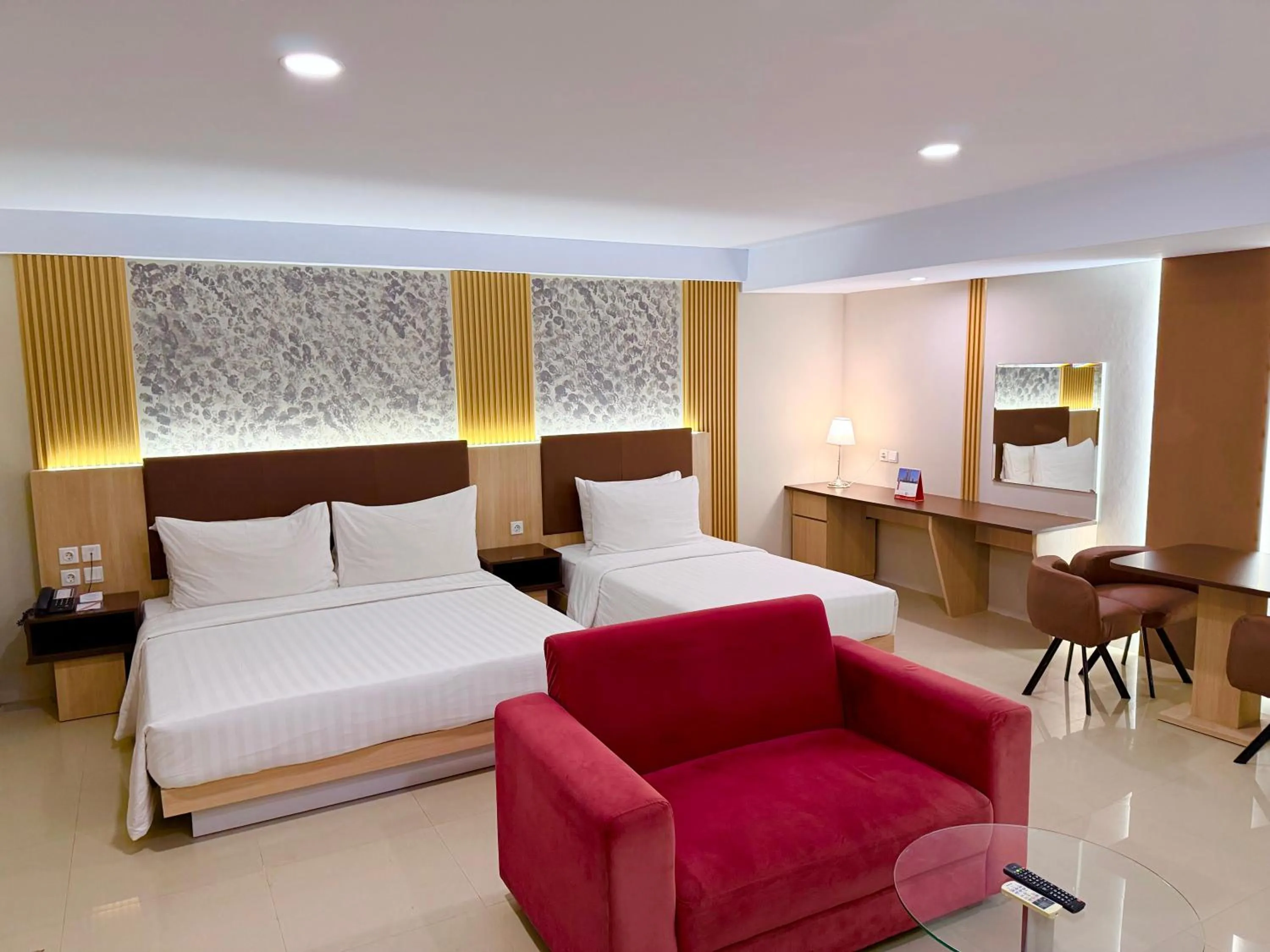 Bedroom, Bed in Swiss-Belhotel Makassar