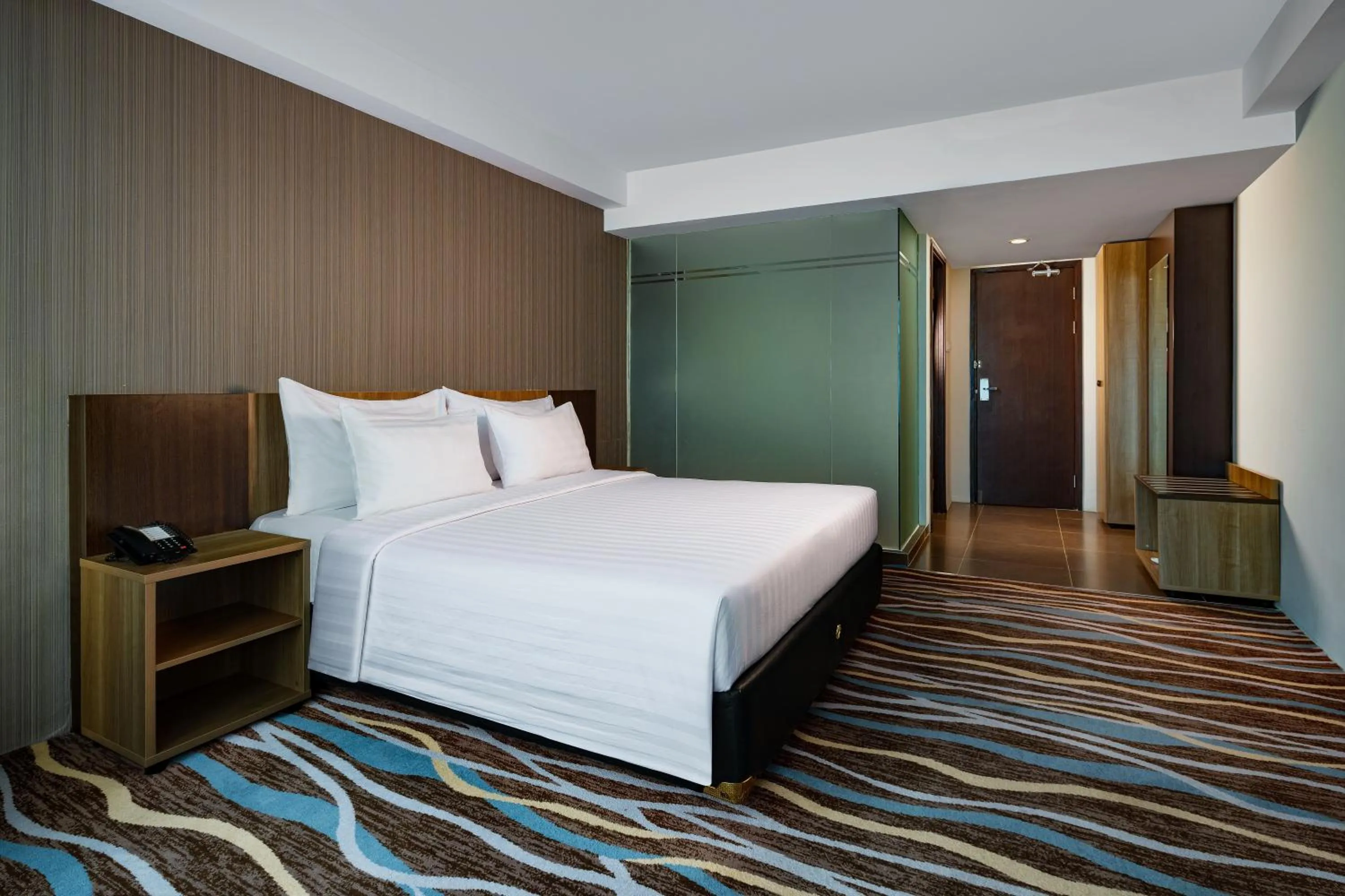 Bedroom, Bed in Swiss-Belhotel Makassar