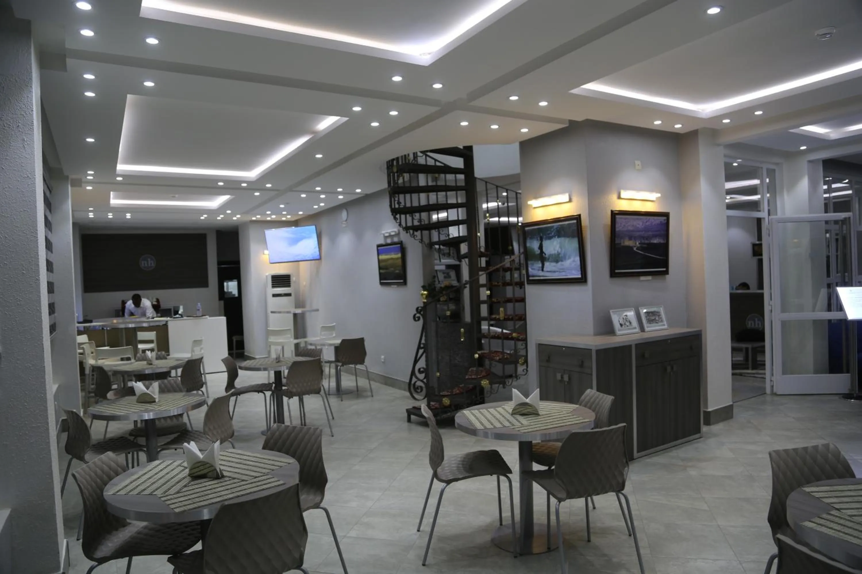 Lounge or bar in Nouakchott Hotel