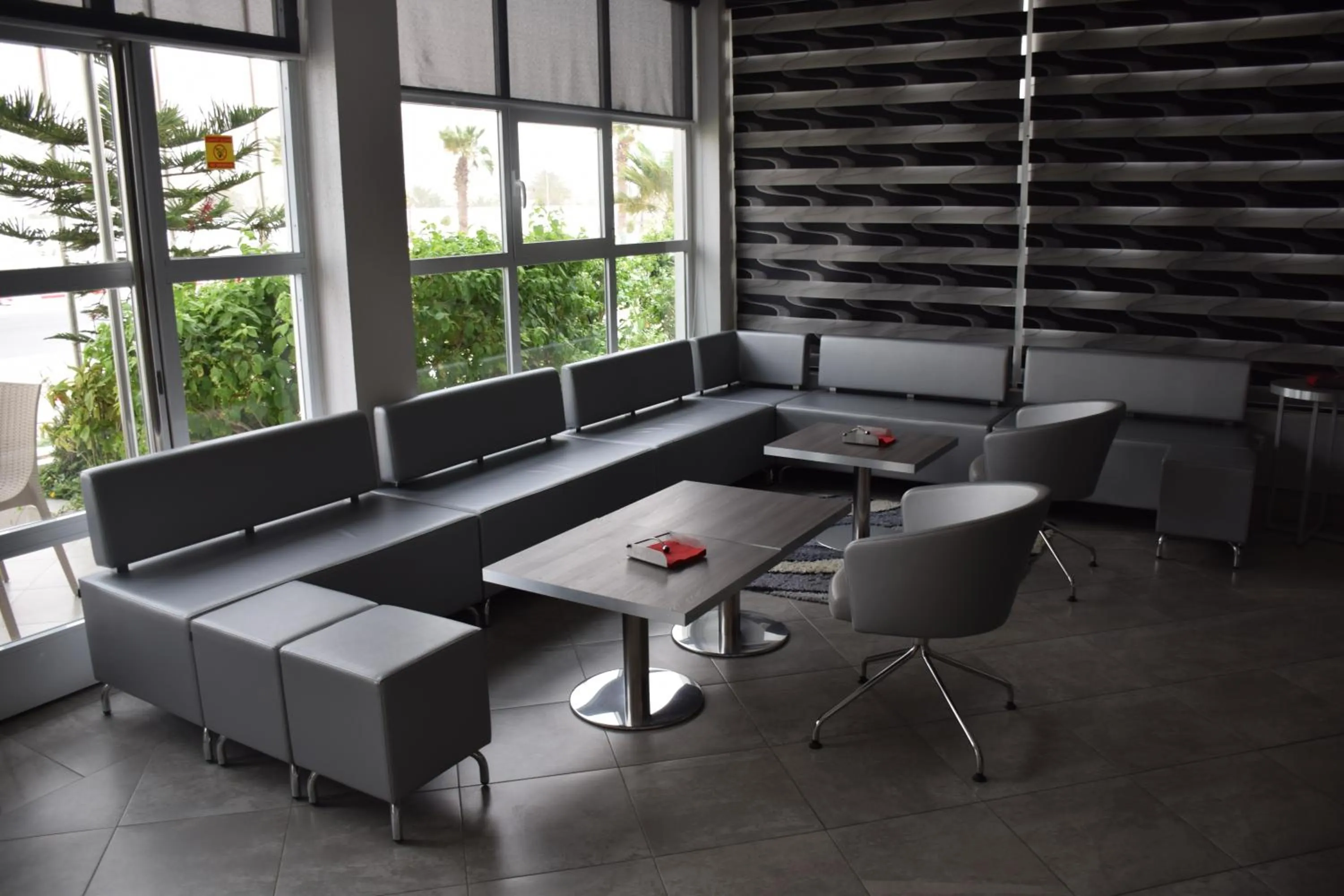 Business facilities in Nouakchott Hotel