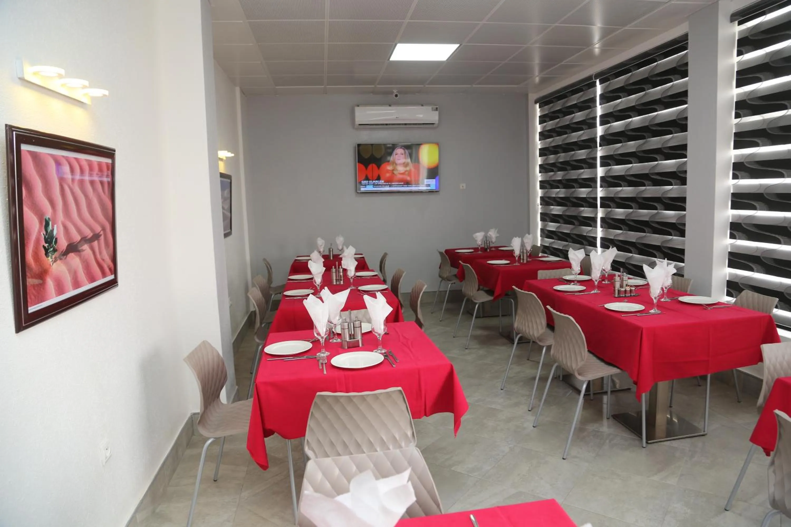 Restaurant/places to eat in Nouakchott Hotel