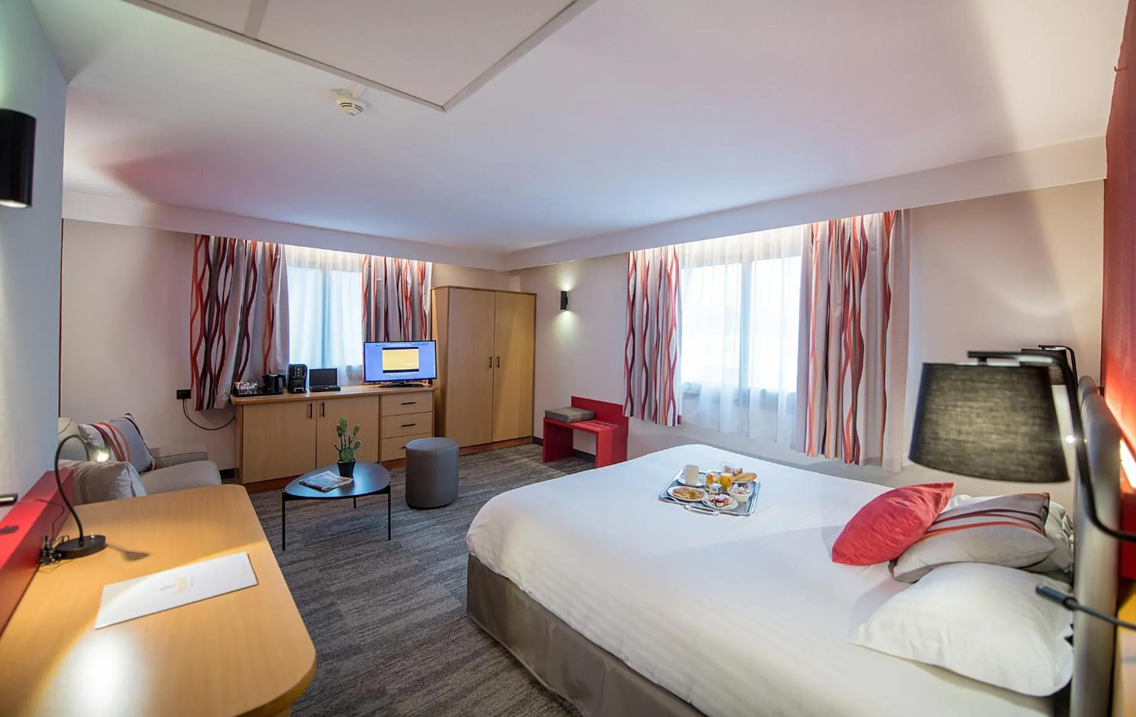 TV and multimedia, Bed in Promotel