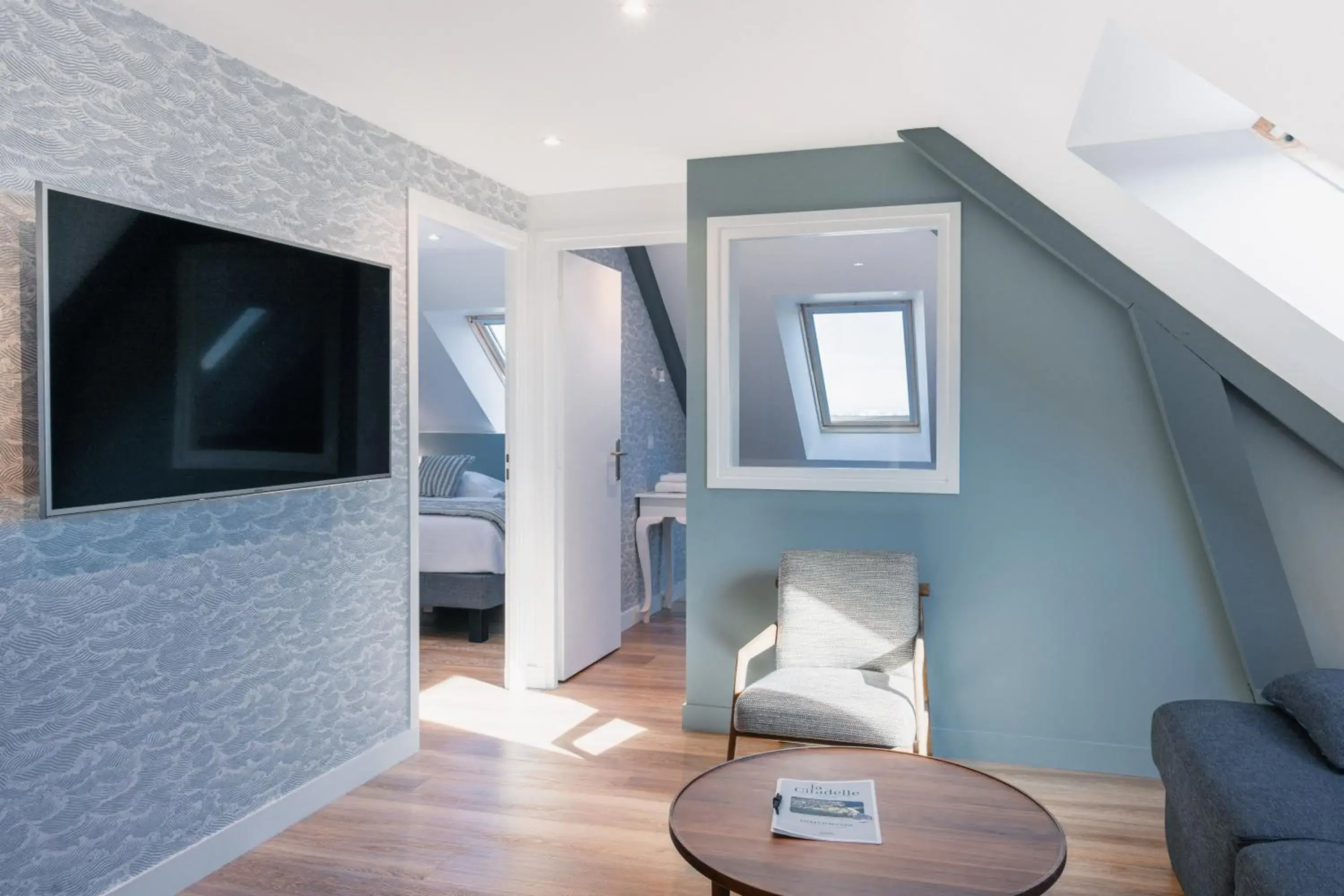 Deluxe Suite with Sea View in Hôtel Spa De La Citadelle Lorient Deluxe Suite with Sea View in Hôtel Spa De La Citadelle Lorient