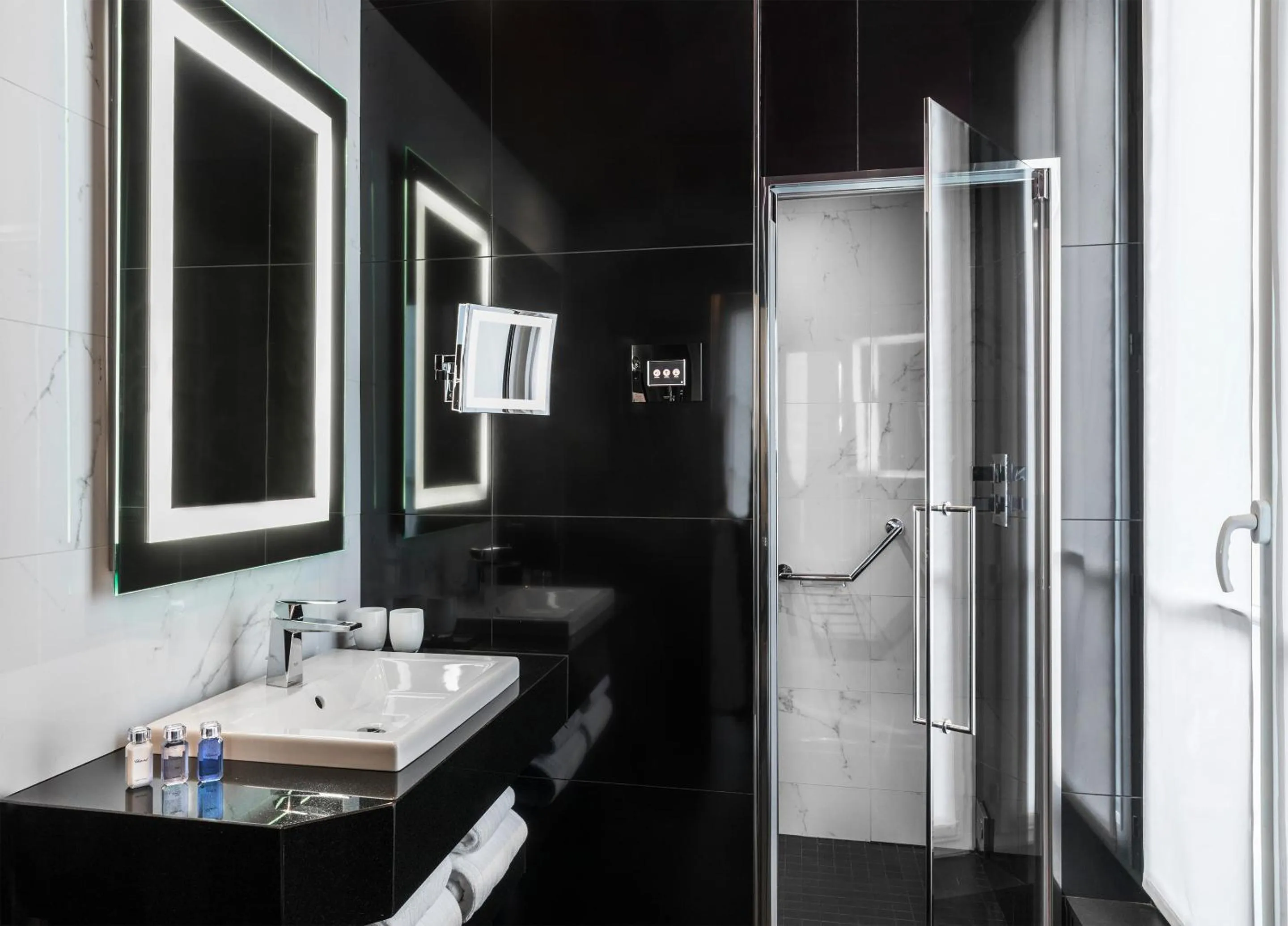 Bathroom in Maison Albar - Le Diamond