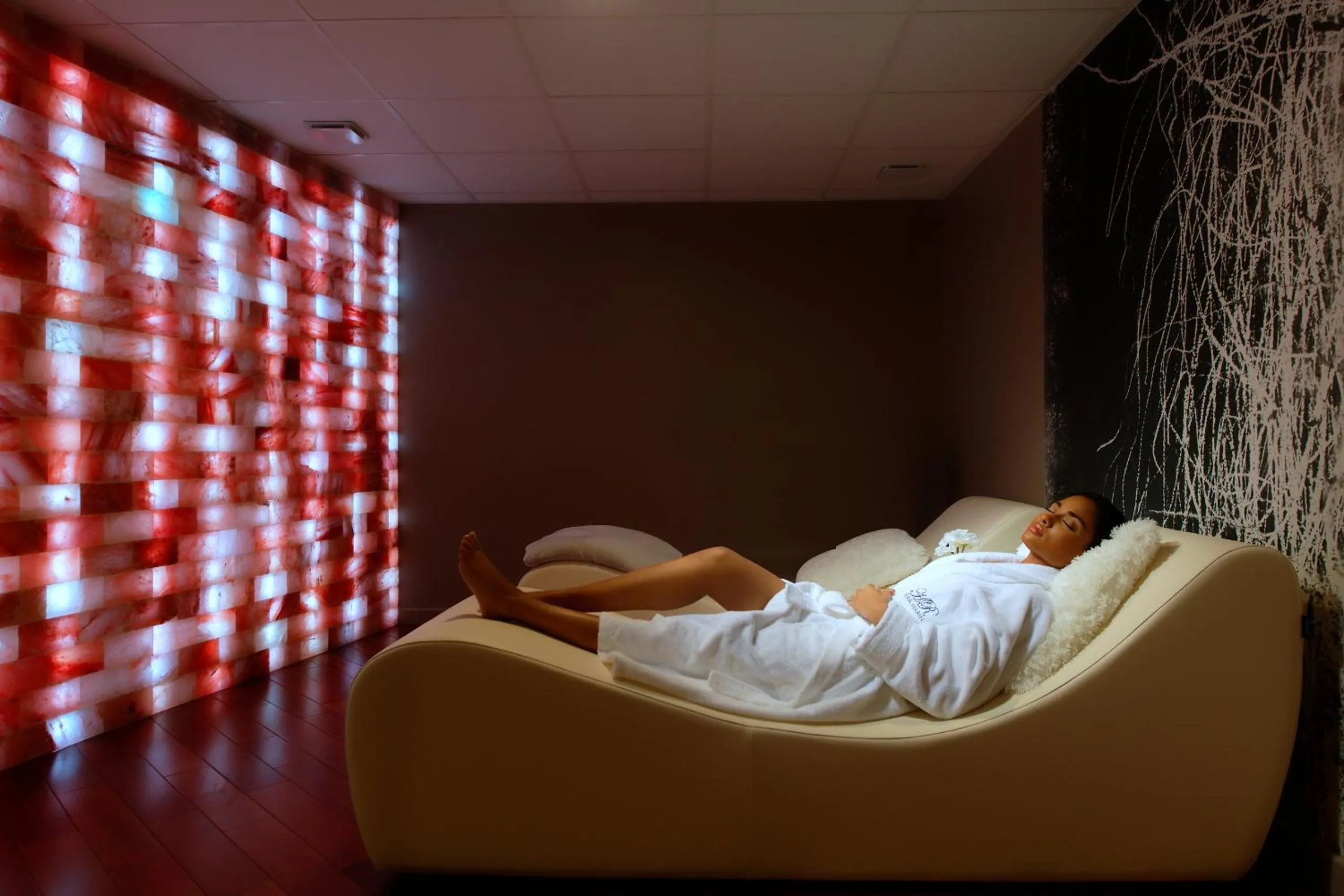 Spa and wellness centre/facilities in HR Hôtel-Restaurant & Spa Marin