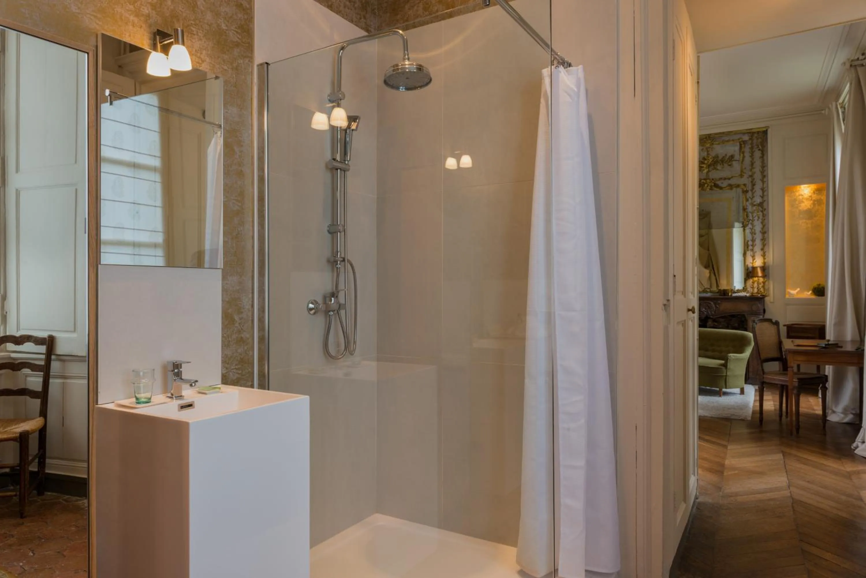 Bathroom in Château de Saint Paterne