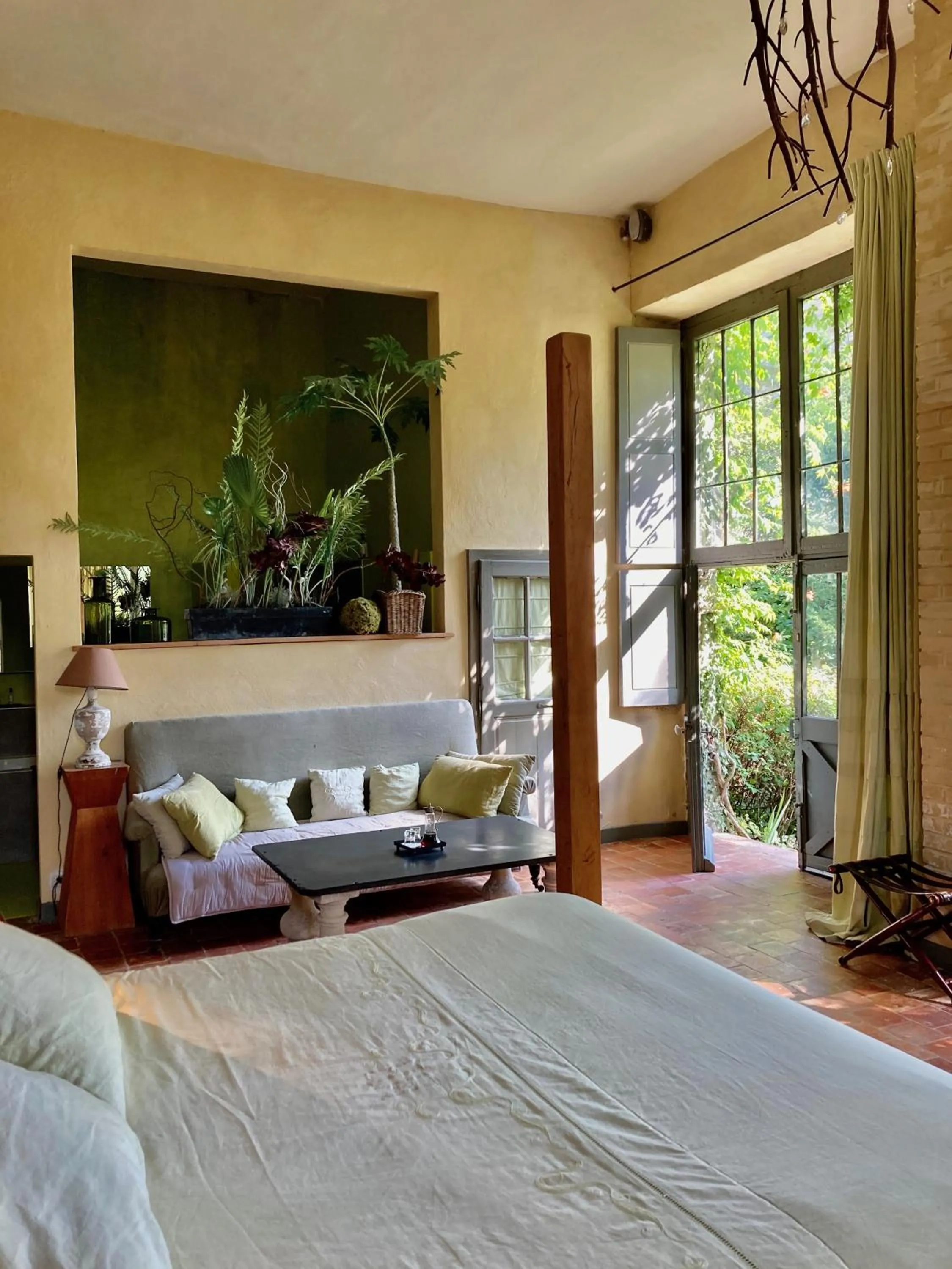 Photo of the whole room, Bed in Château de Saint Paterne