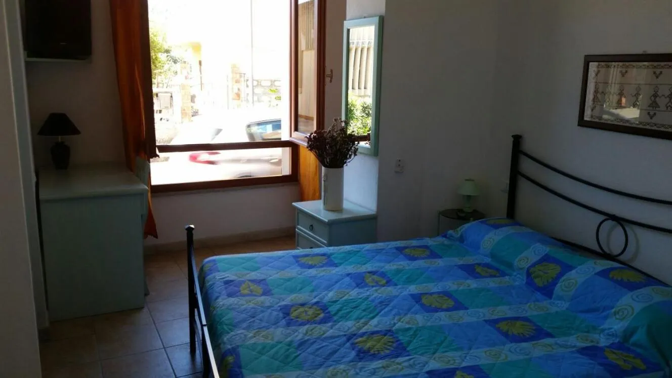 Day, Bed in L'Onda Blu