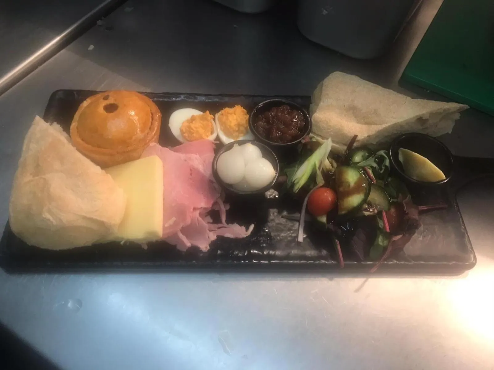 Food and drinks in The White Swan, Yeadon