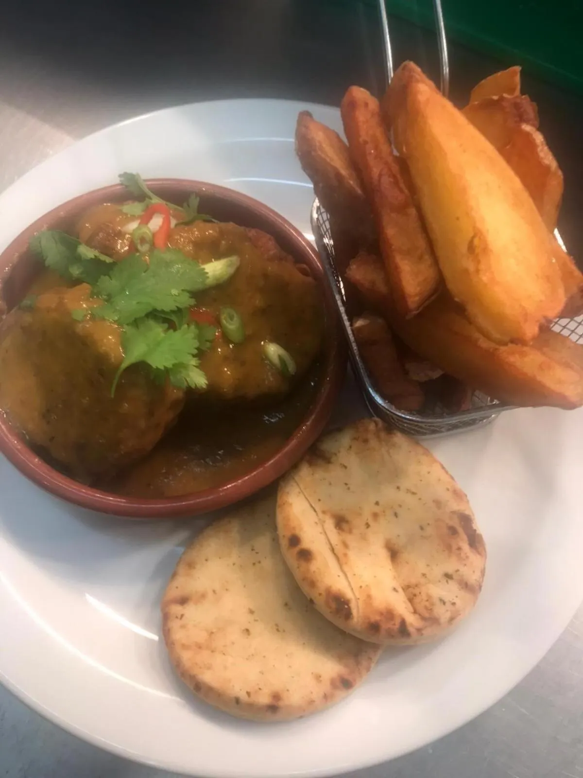 Food and drinks in The White Swan, Yeadon