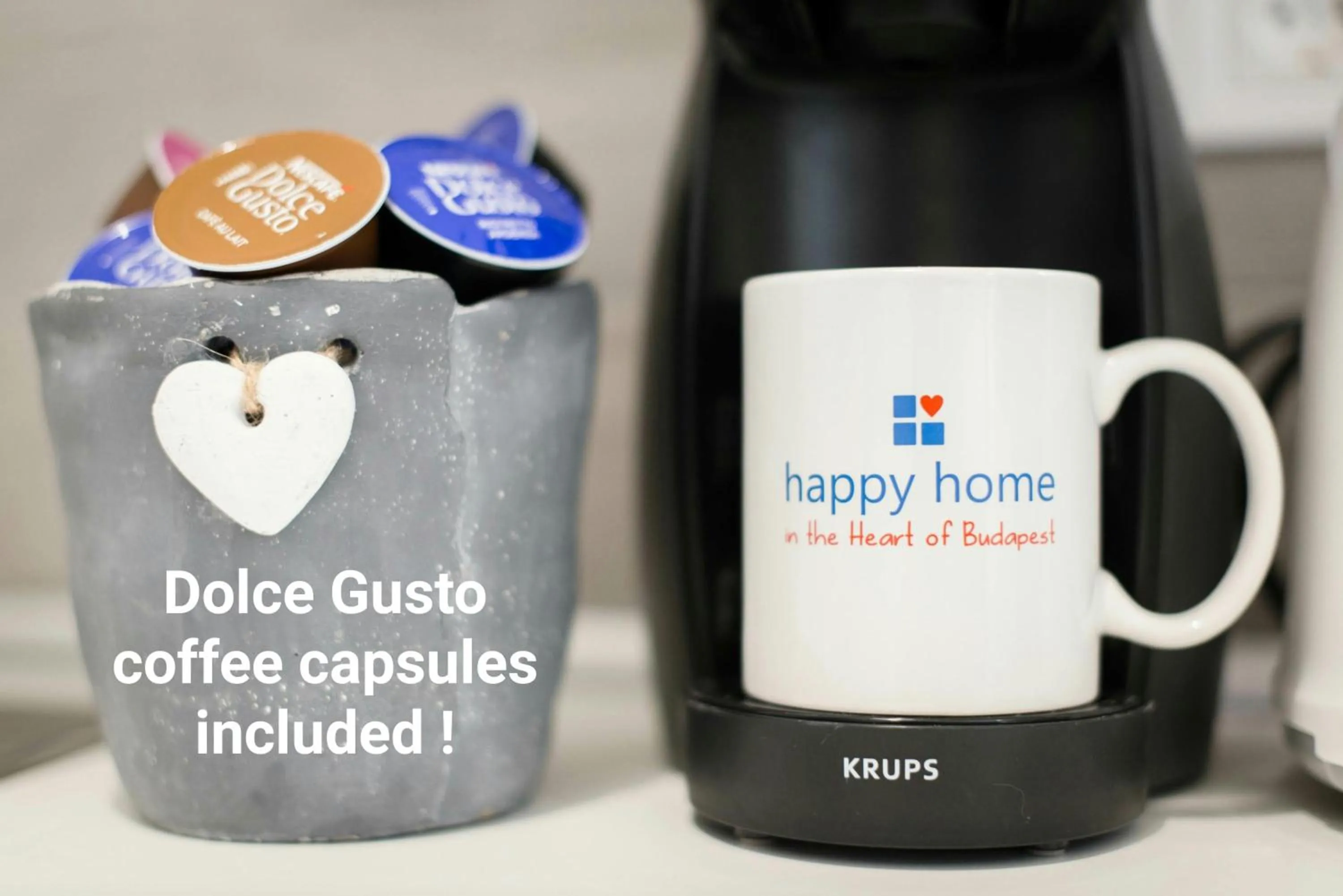 Non alcoholic drinks in happy home POP