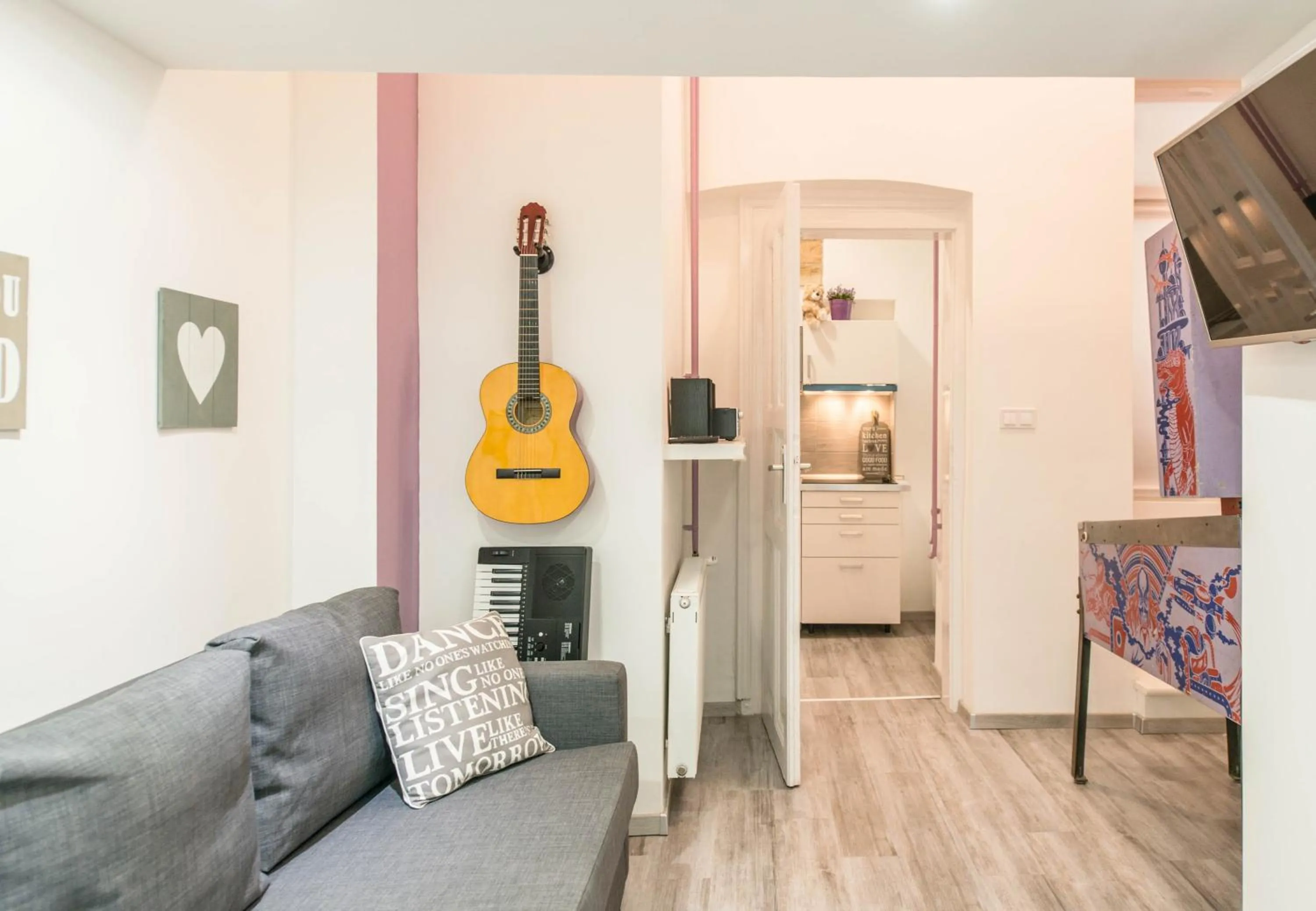 Living room in happy home POP