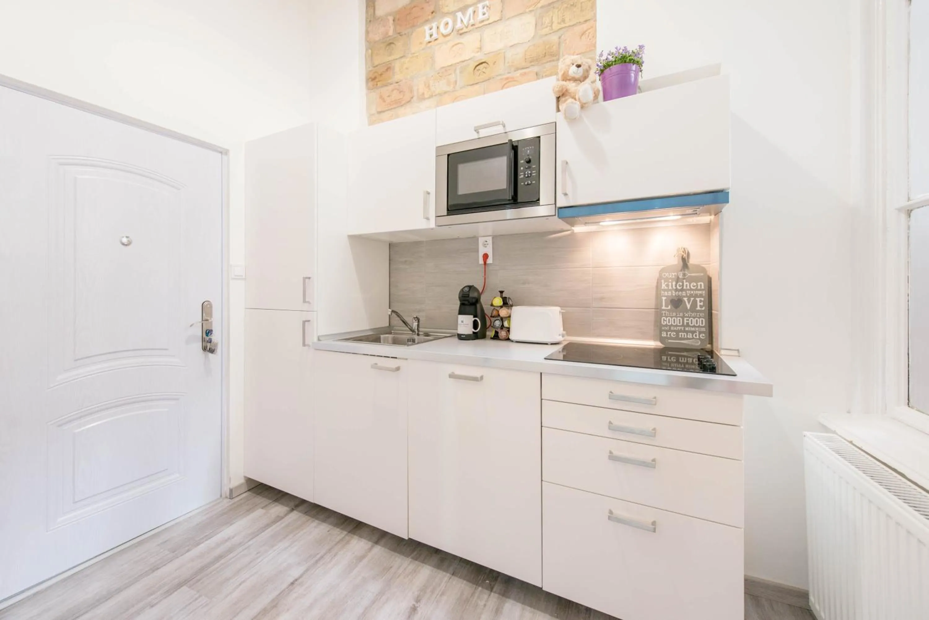 Kitchen or kitchenette in happy home POP