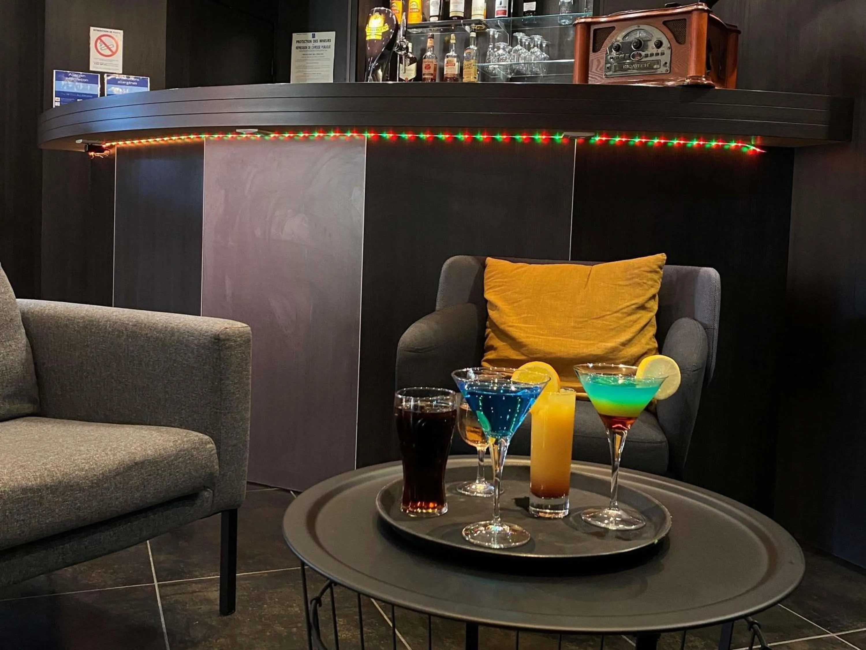 Lounge or bar in ibis Styles Rennes Centre Gare Nord
