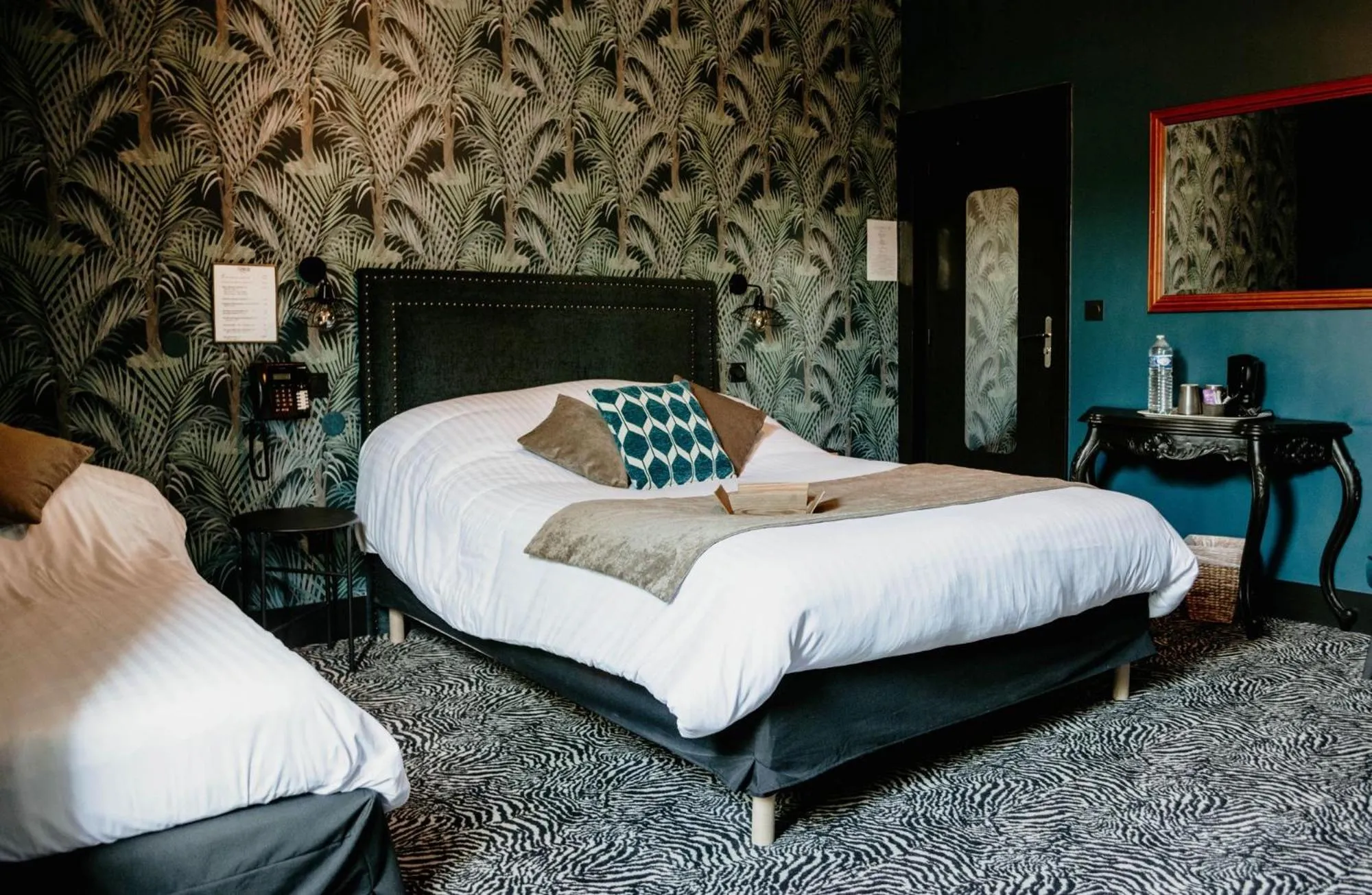 Bed in La villa 10 HÔTEL SPA