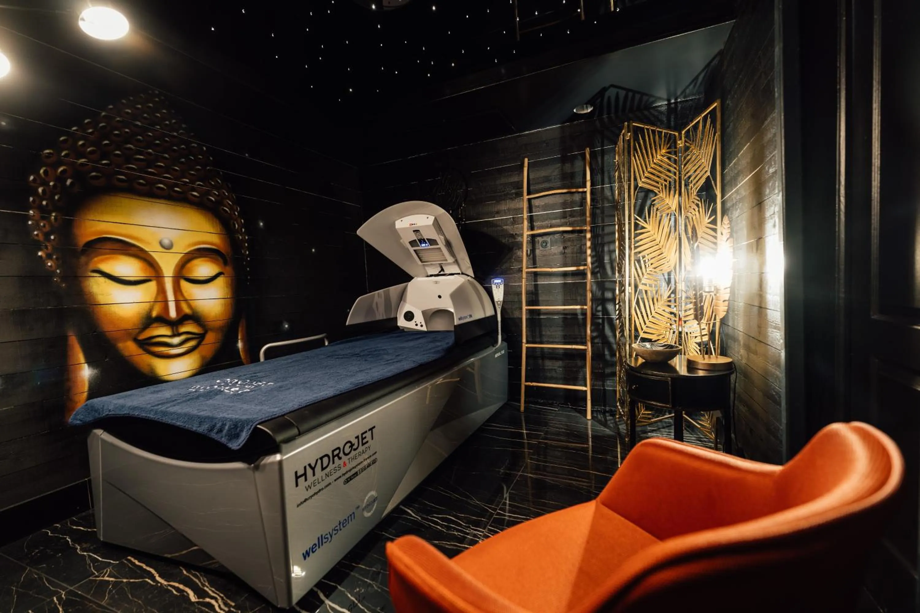 Spa and wellness centre/facilities in La villa 10 HÔTEL SPA