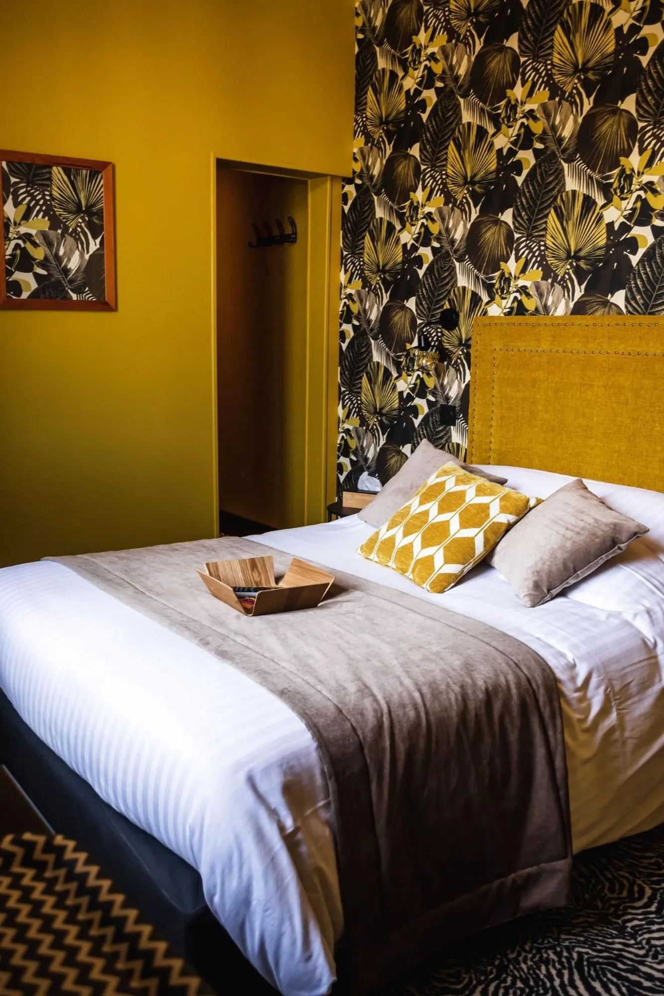 Bed in La villa 10 HÔTEL SPA