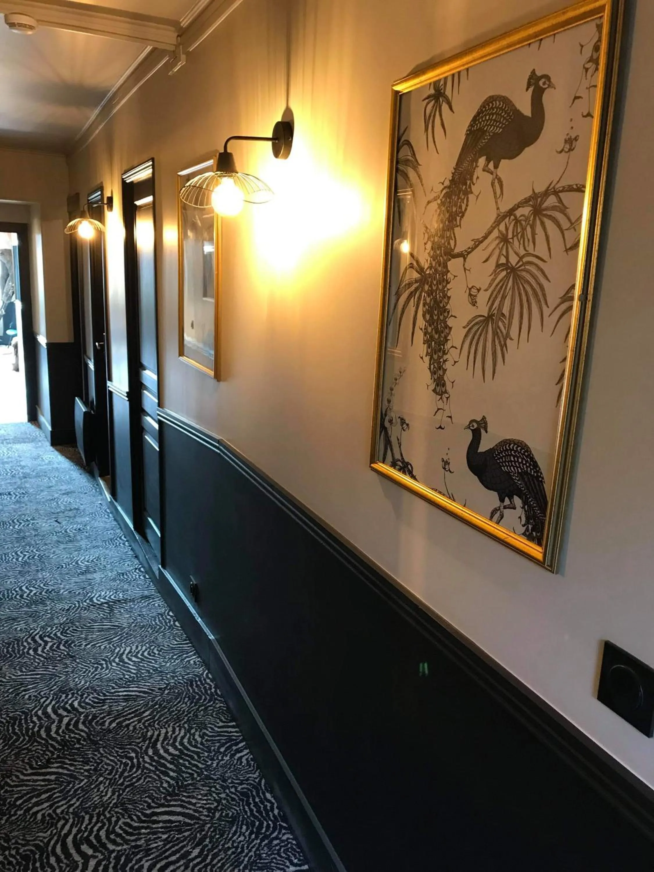 Decorative detail in La villa 10 HÔTEL SPA