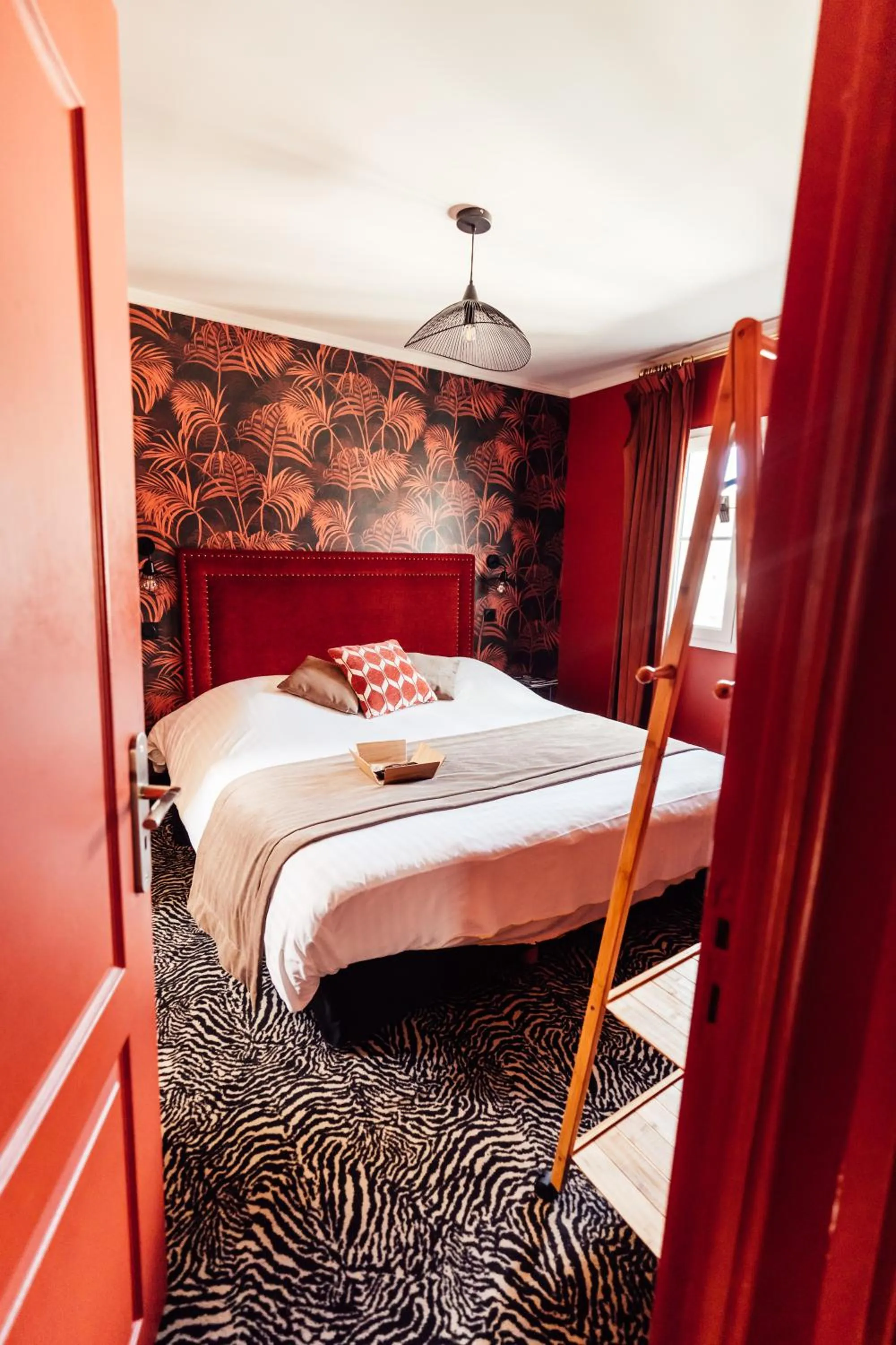 Bed in La villa 10 HÔTEL SPA