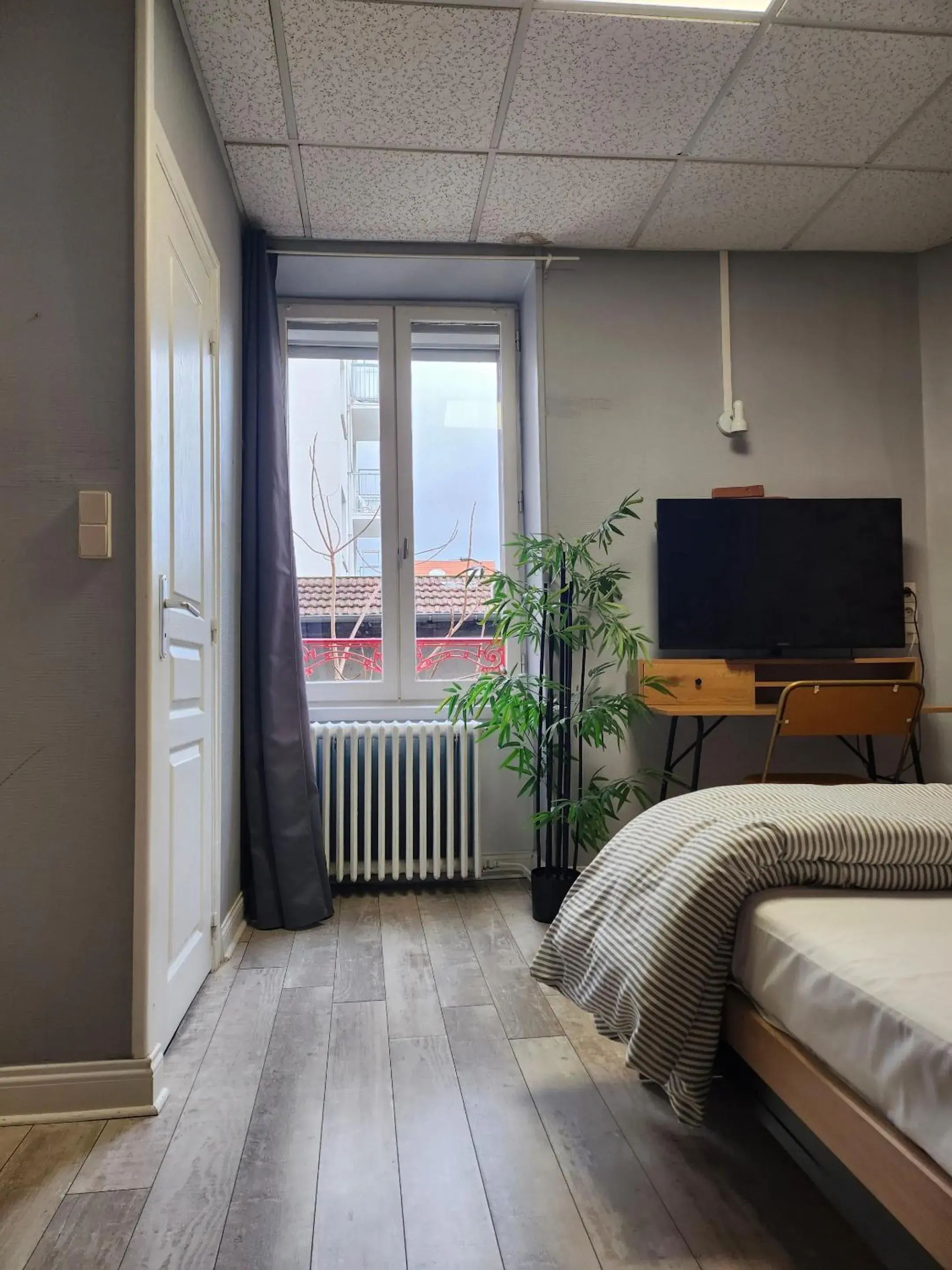 Standard Double Room in Ariane Hôtel Standard Double Room in Ariane Hôtel