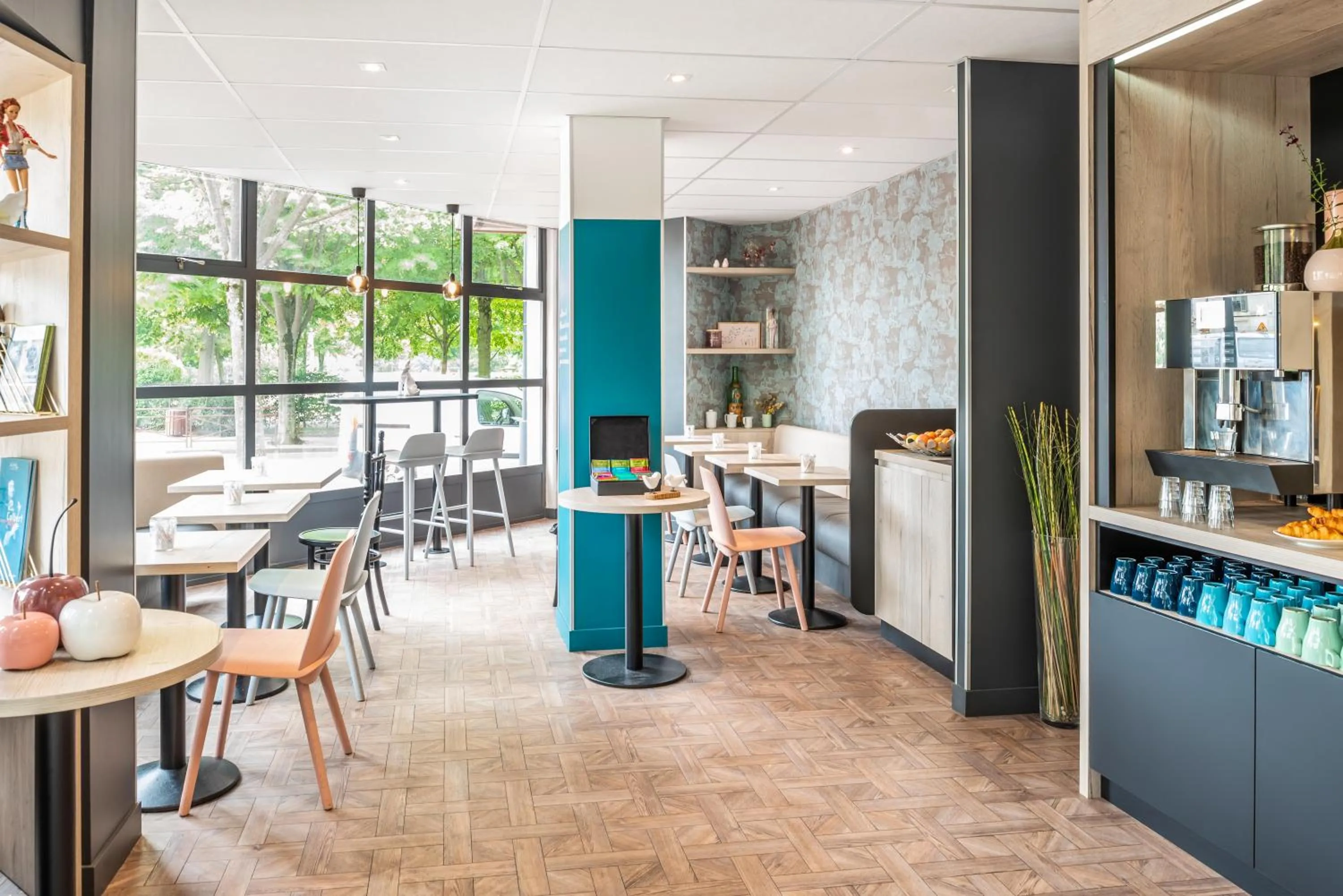 Area and facilities in ibis Styles Sceaux Paris Sud