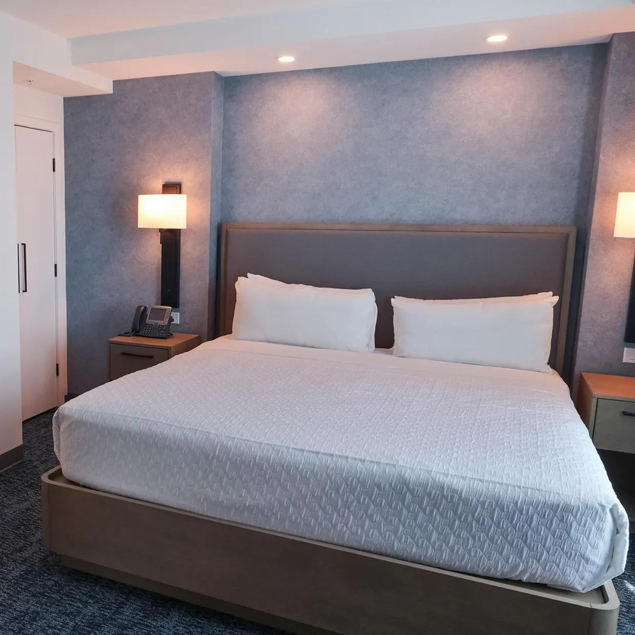 Bed in Miccosukee Casino & Resort