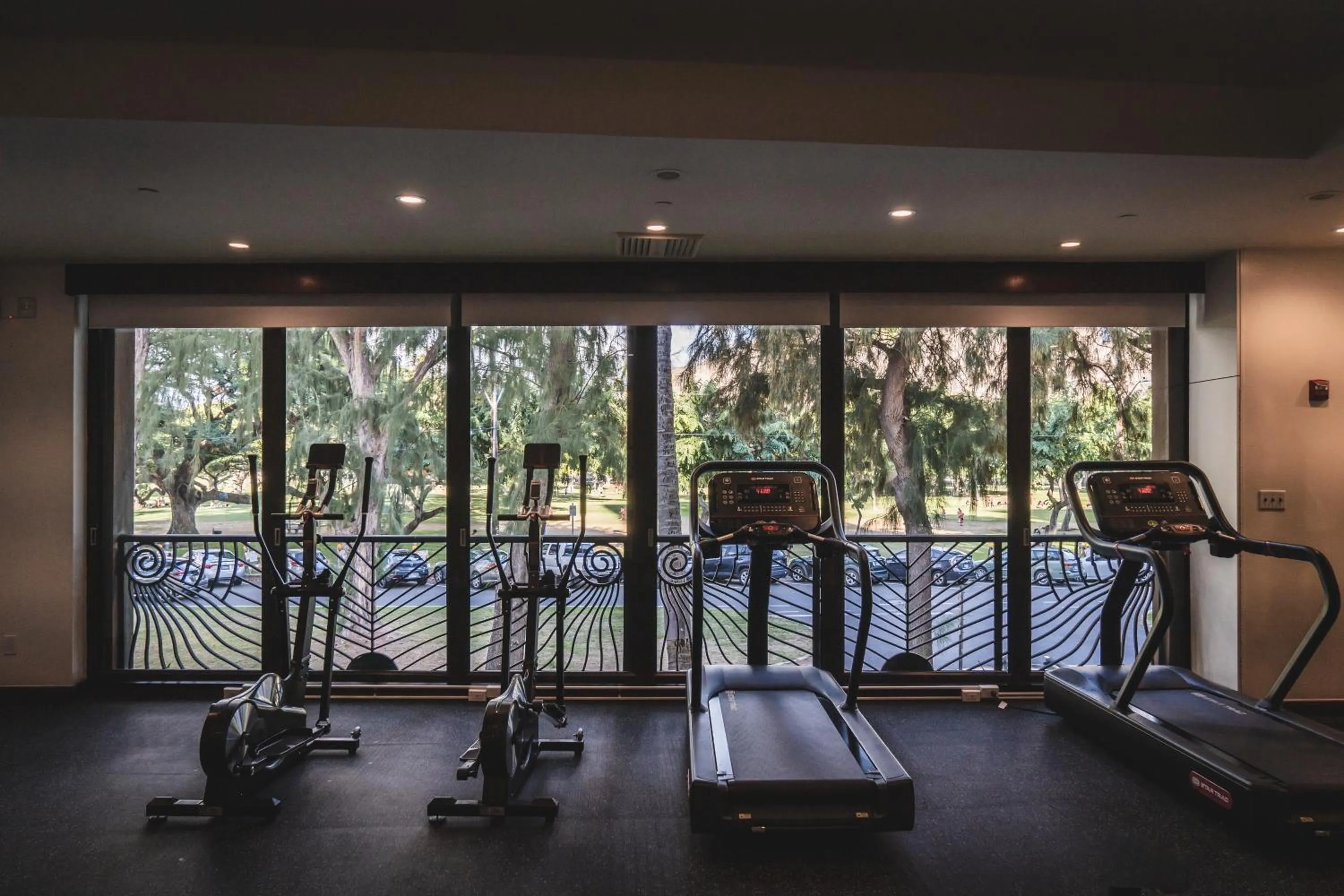 Fitness centre/facilities in Lotus Honolulu at Diamond Head