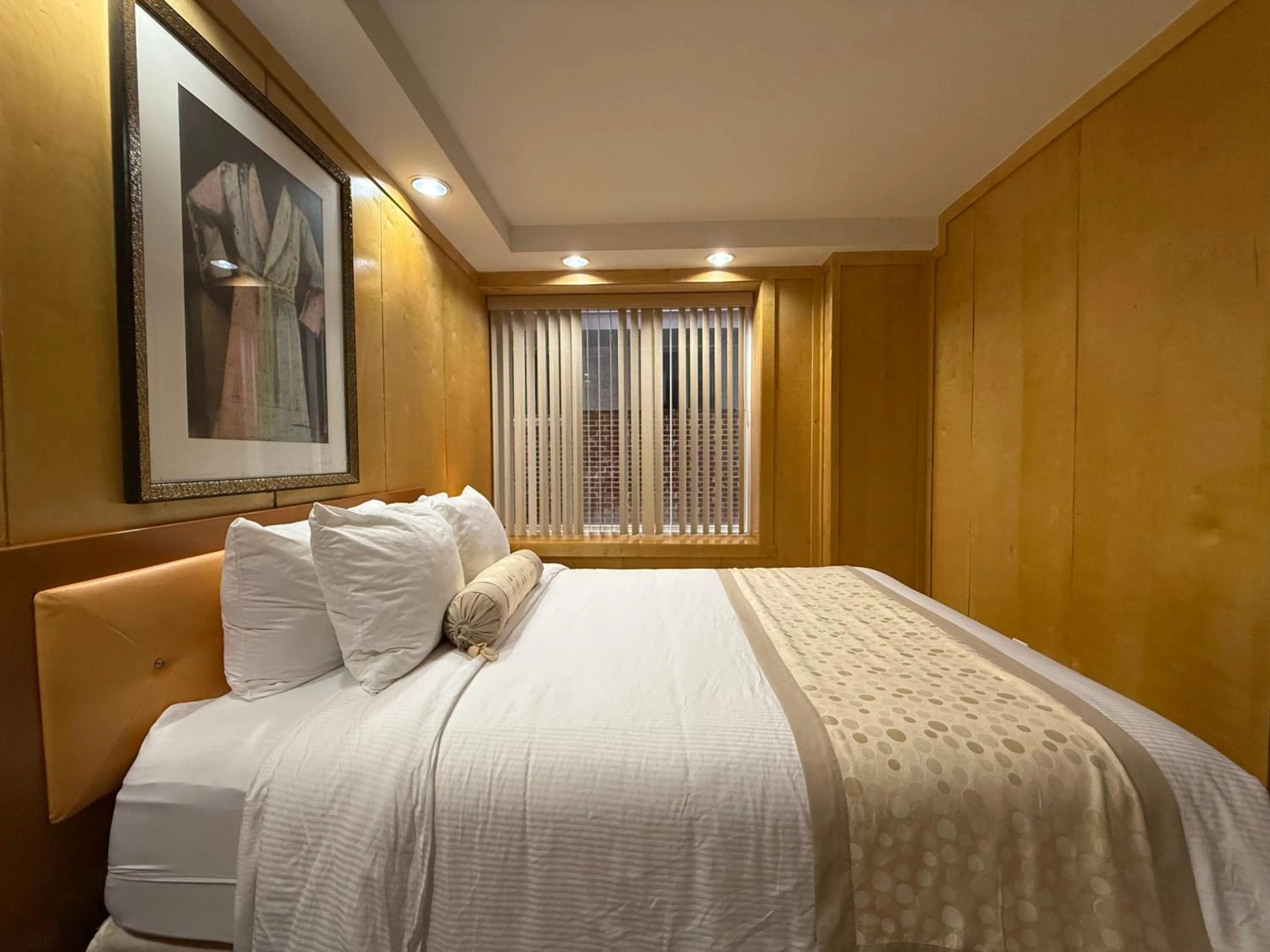 Bed in The Eldon Luxury Suites