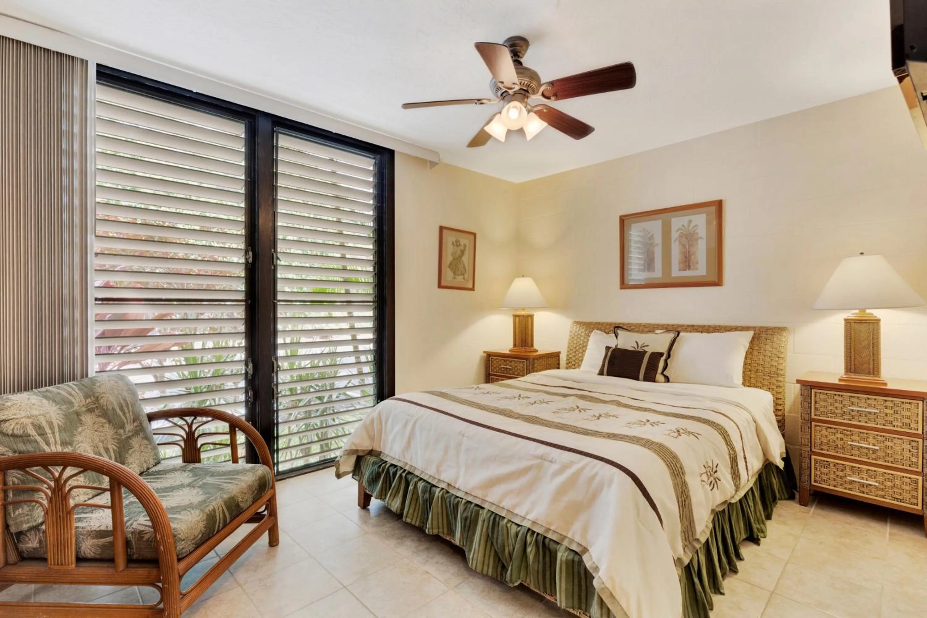 Bedroom, Bed in Castle Kona Bali Kai